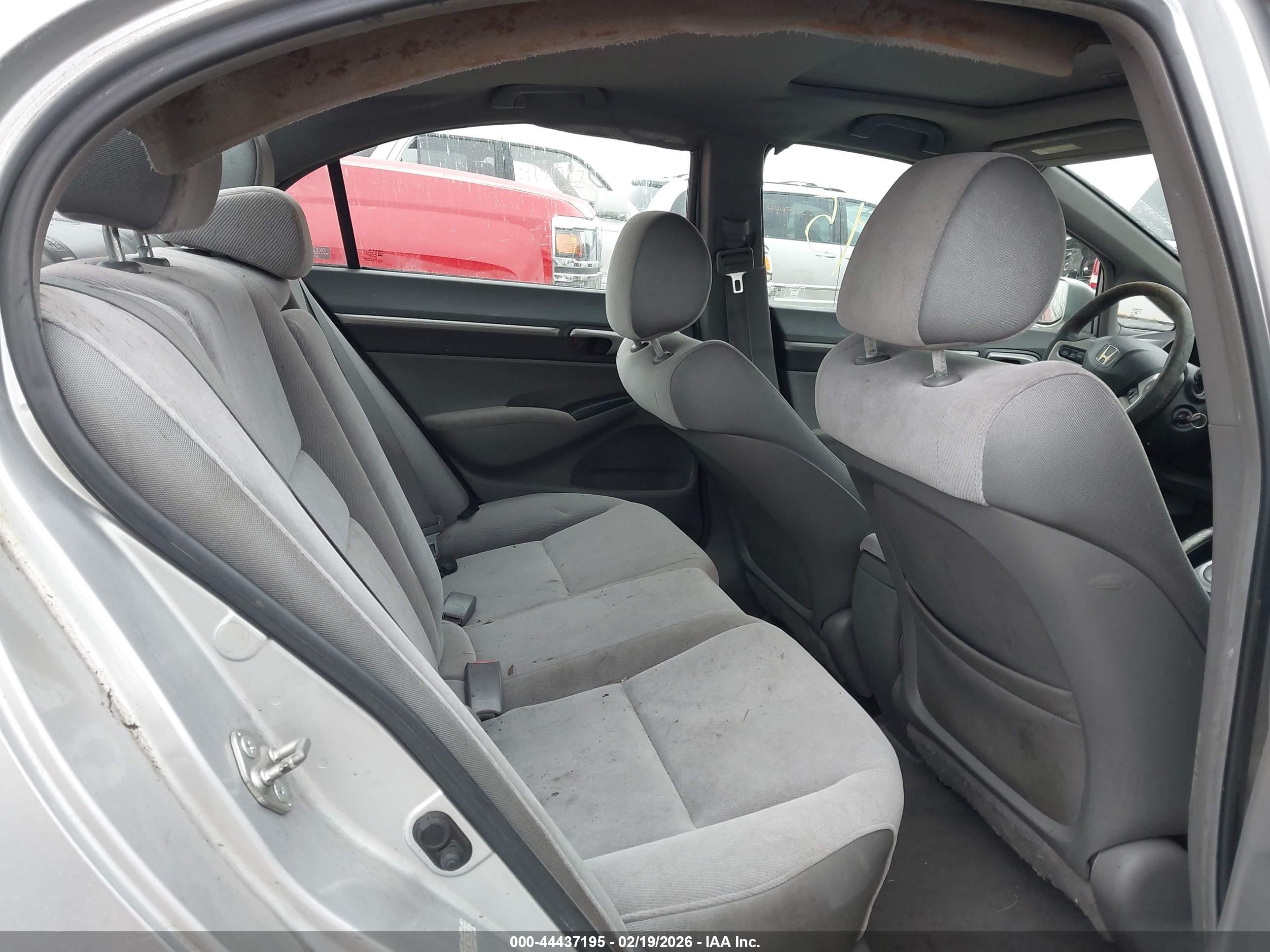 HONDA CIVIC image 8