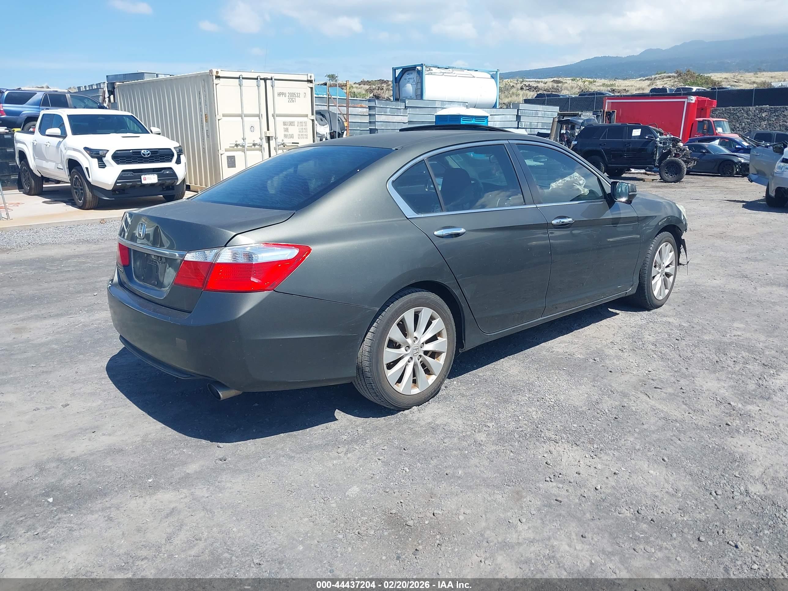 HONDA ACCORD image 4