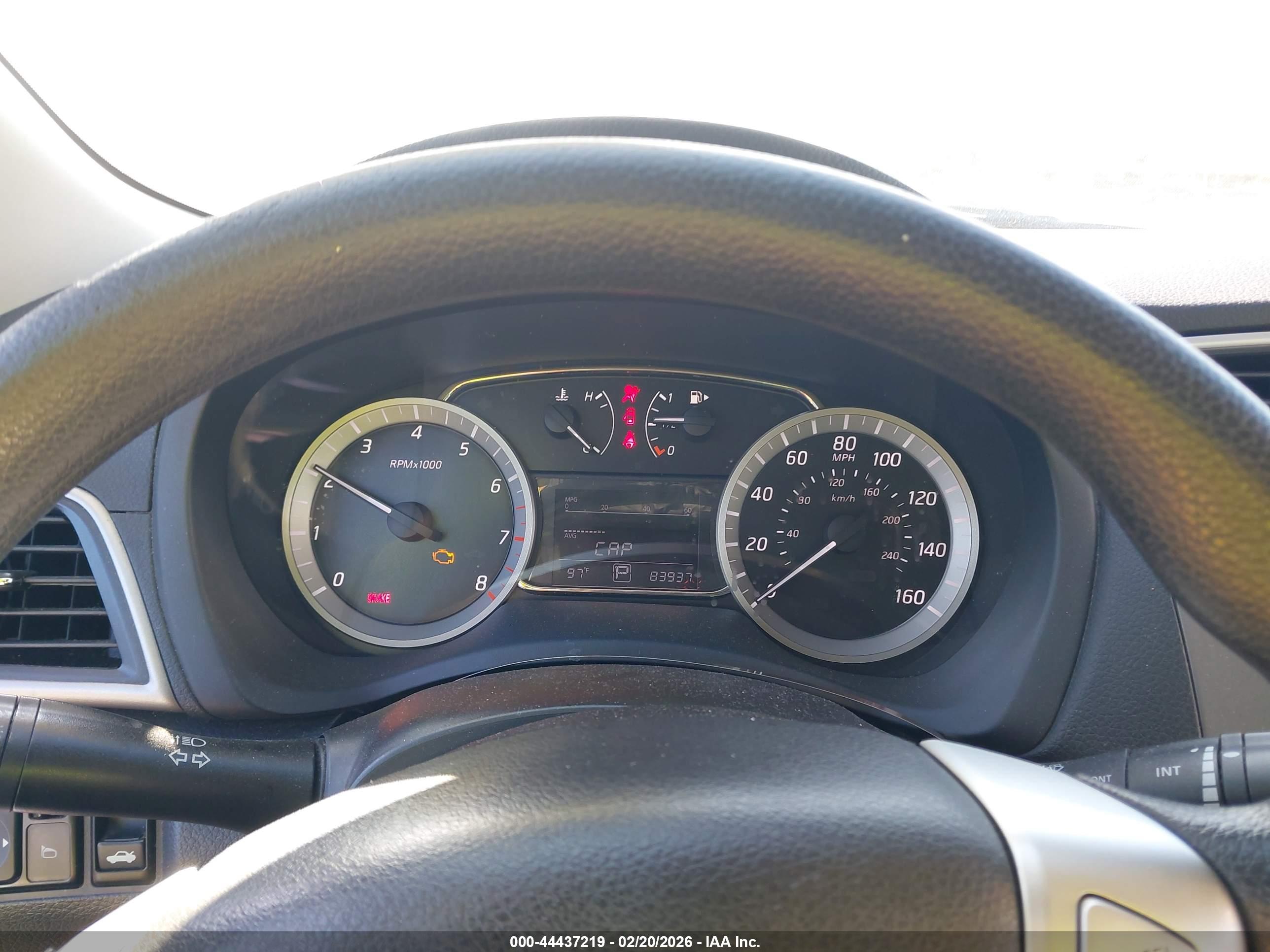 NISSAN SENTRA image 7