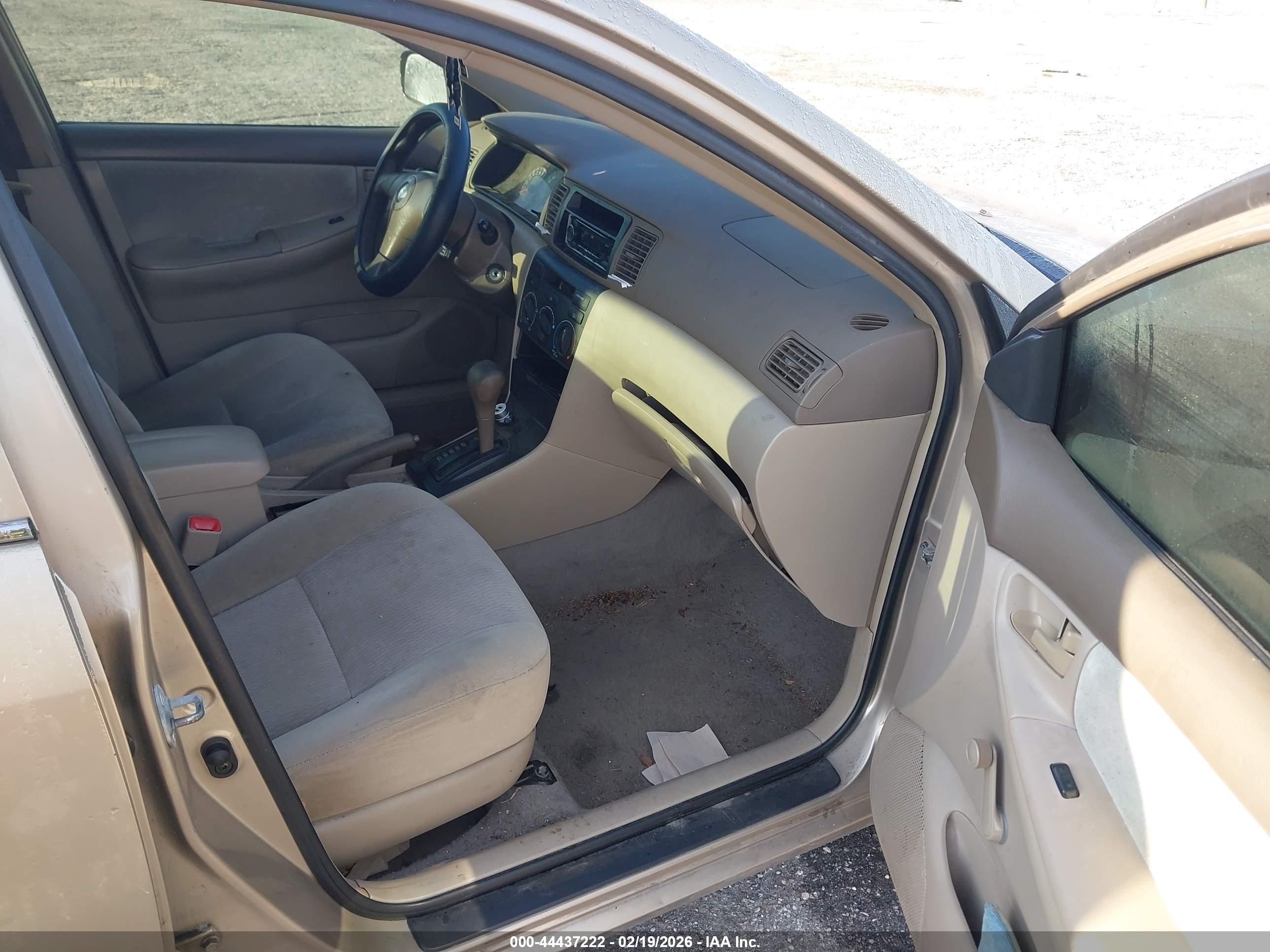 TOYOTA COROLLA image 5