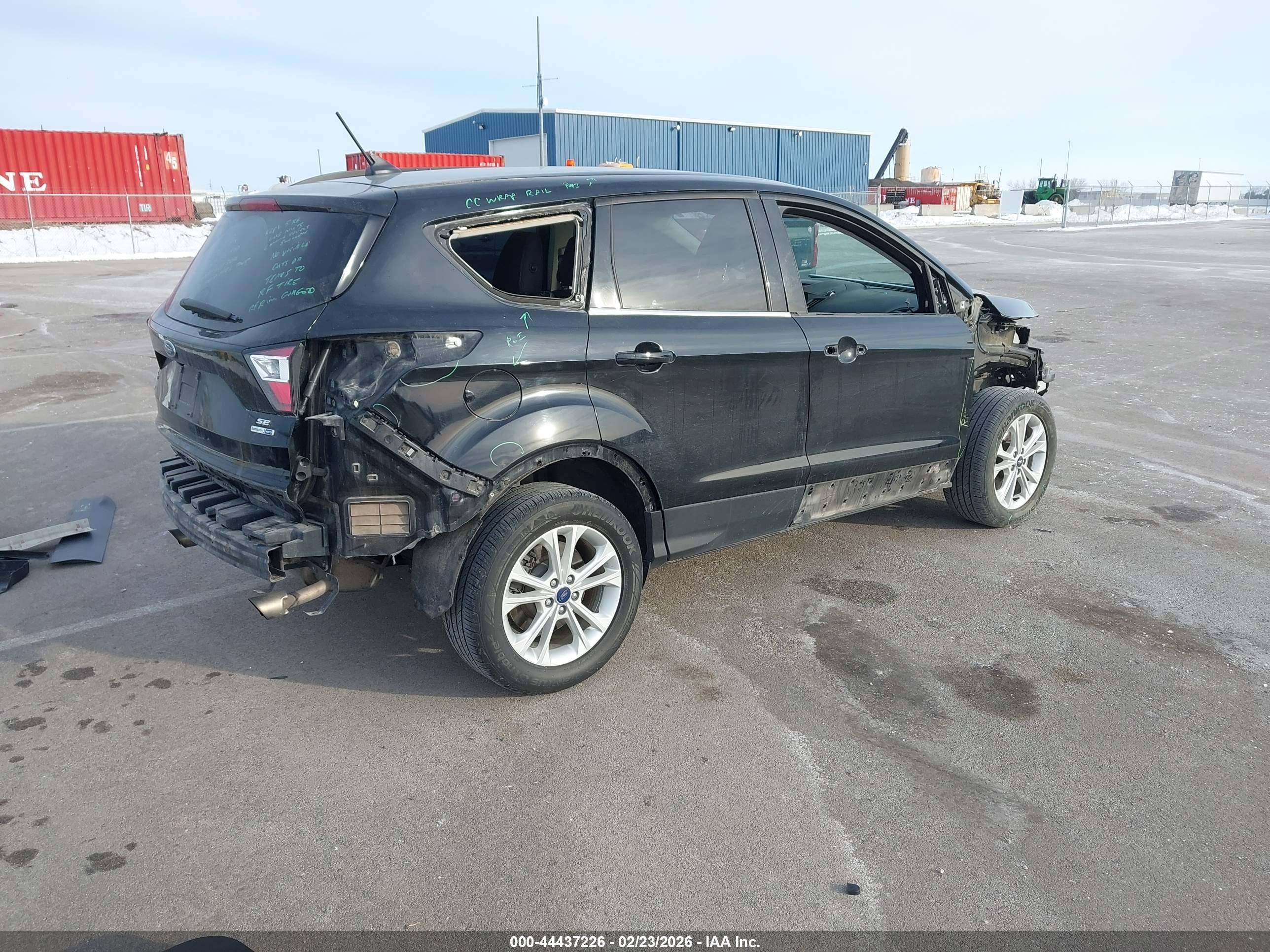 FORD ESCAPE image 4