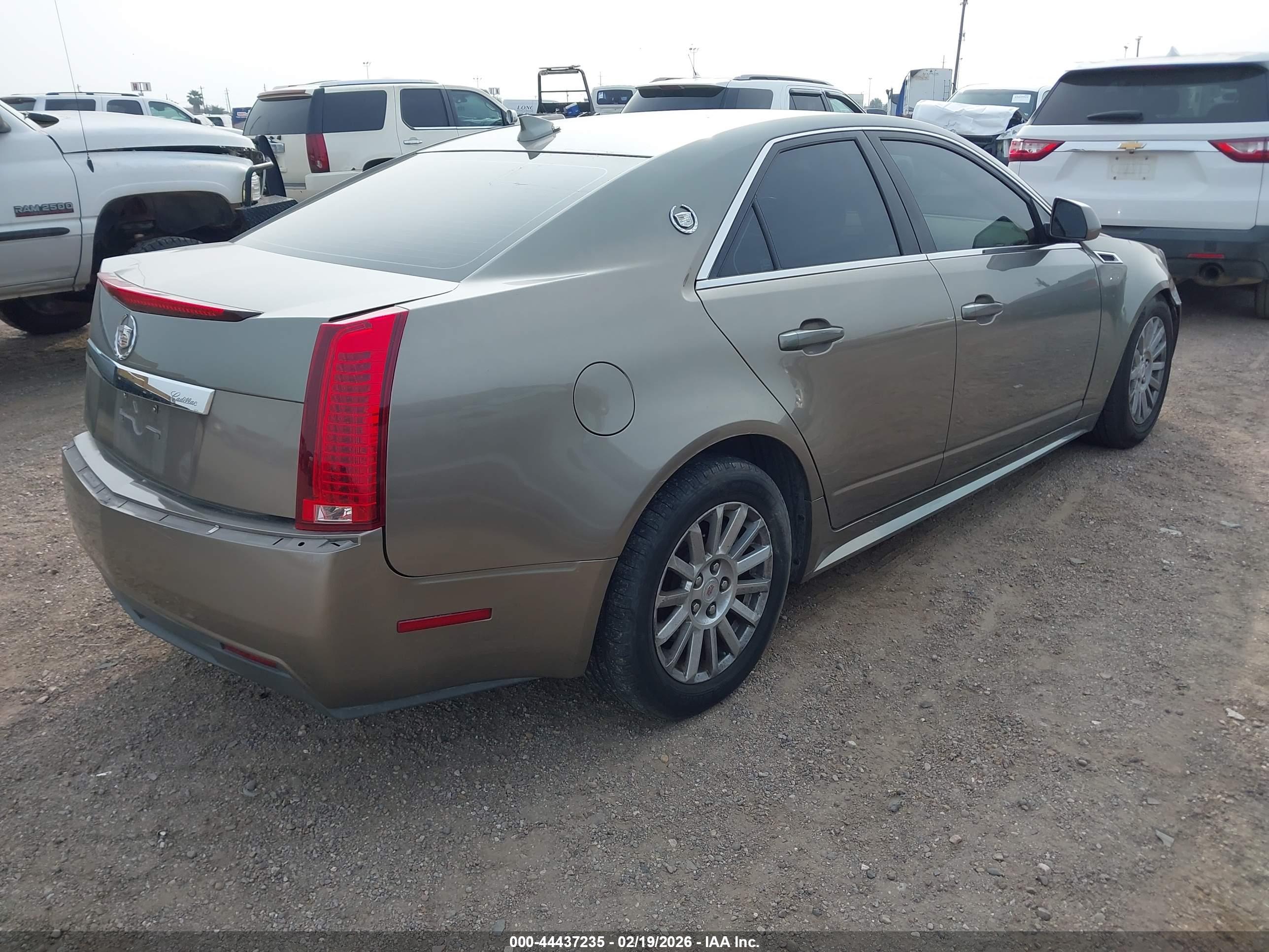 CADILLAC CTS image 4