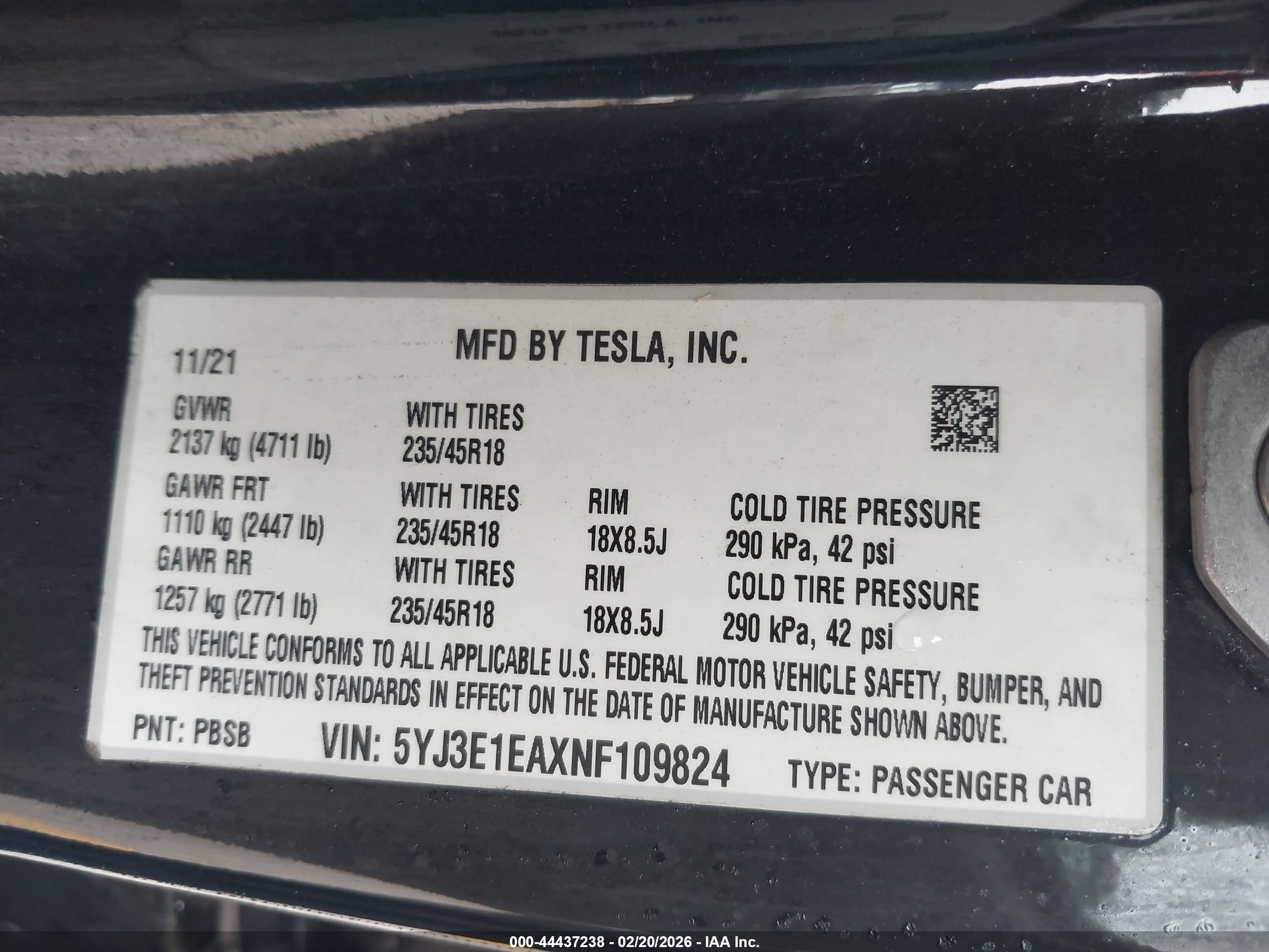 TESLA MODEL image 9