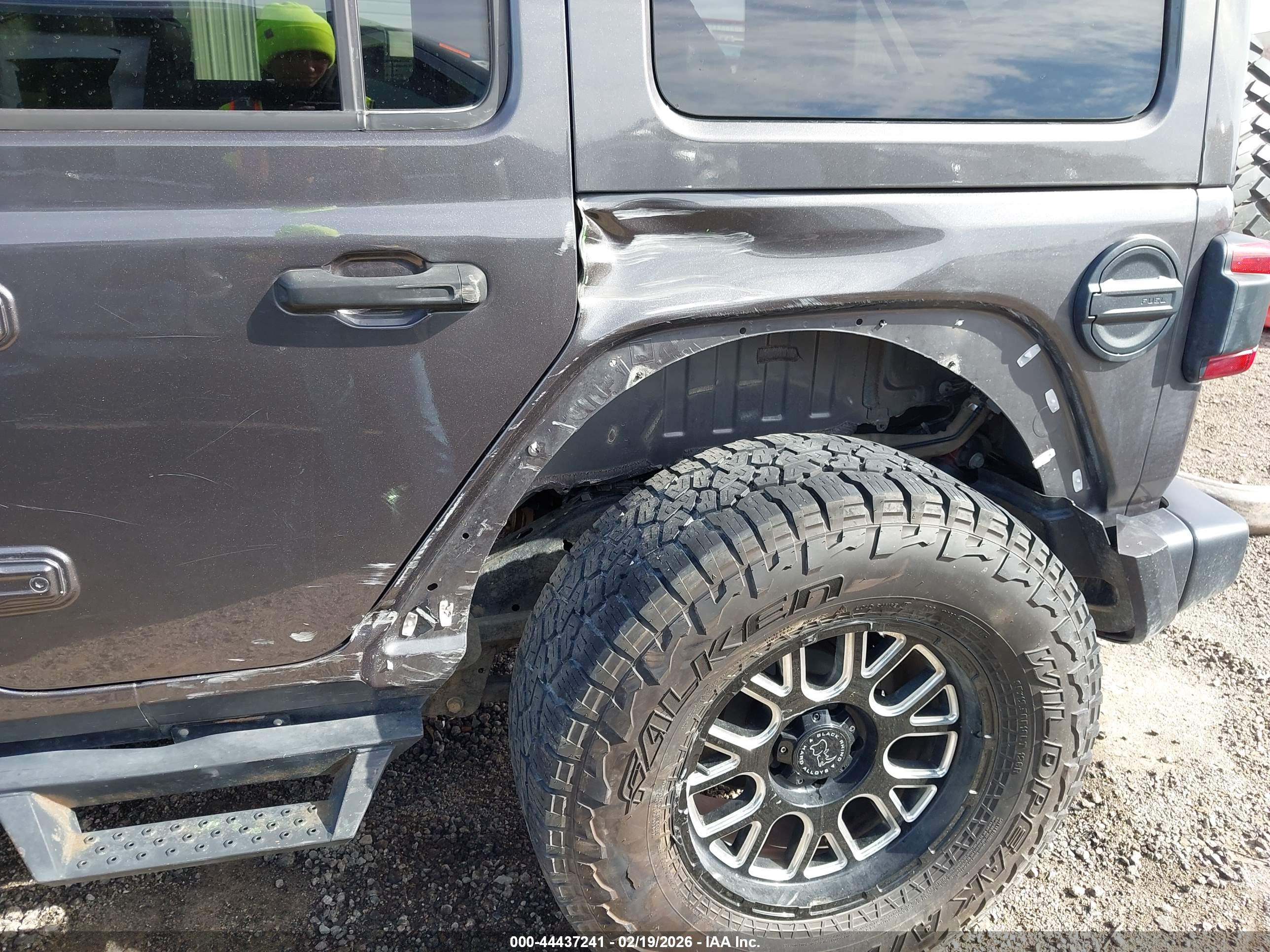 JEEP WRANGLER image 6