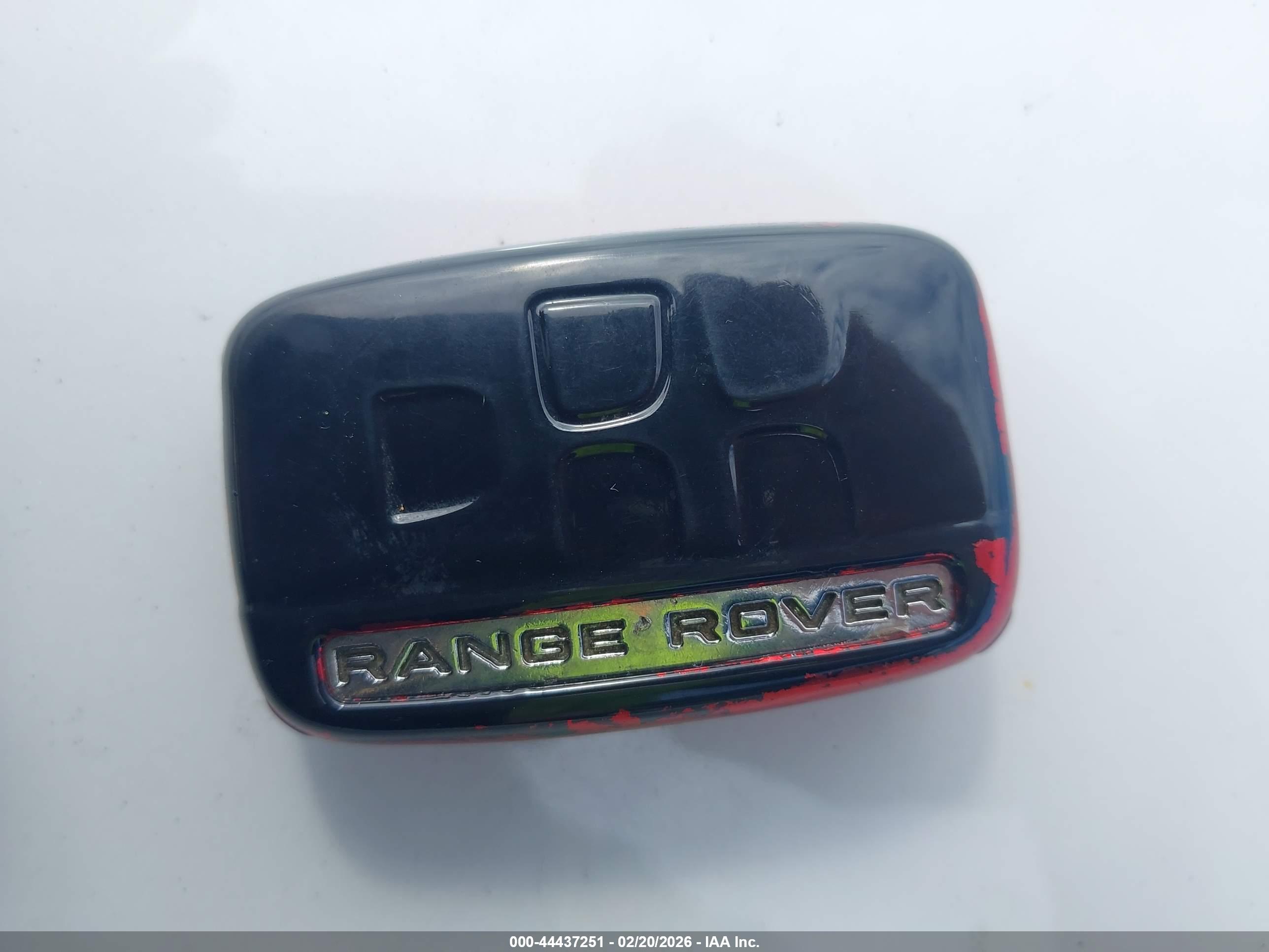 LAND ROVER image 11