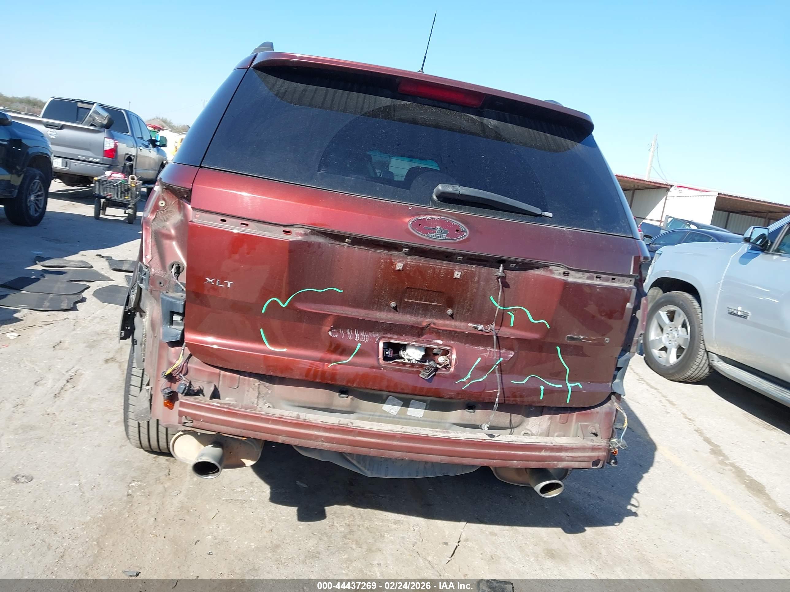 FORD EXPLORER image 6