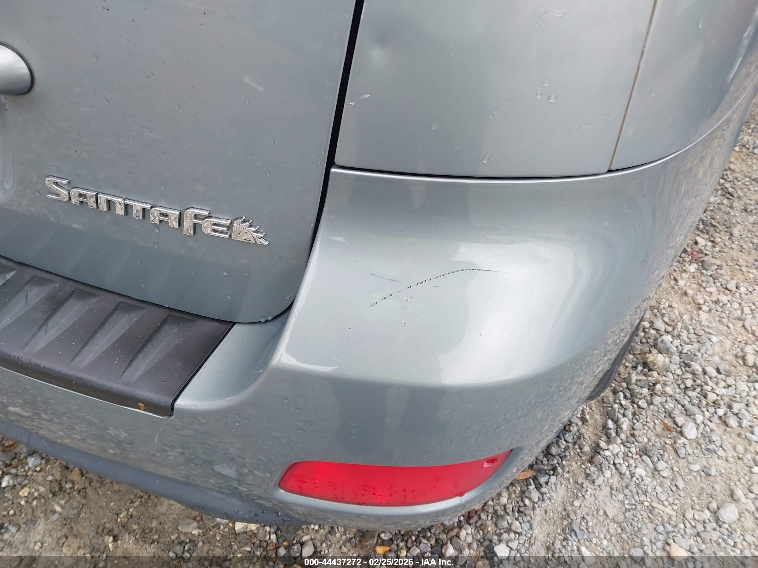 HYUNDAI SANTA image 6