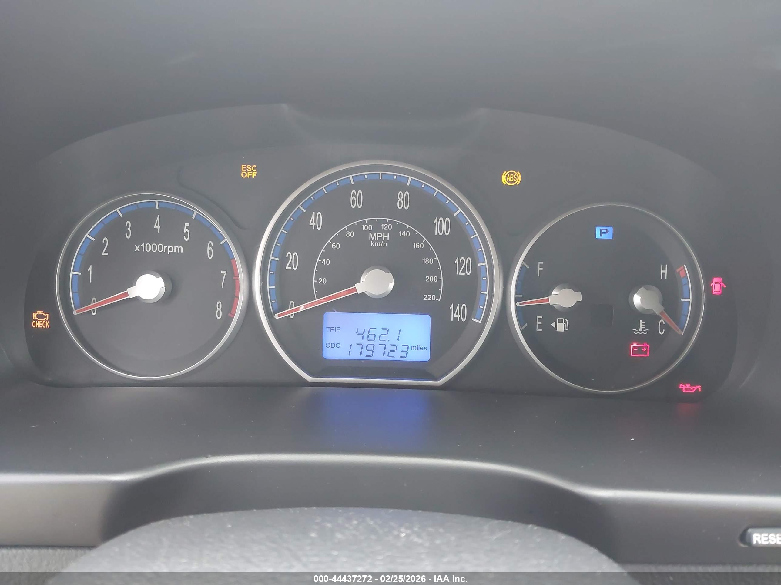 HYUNDAI SANTA image 7