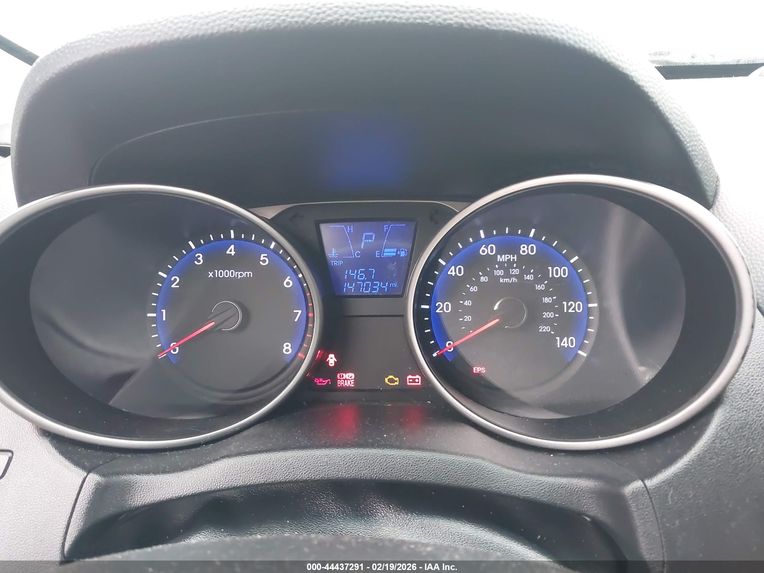 HYUNDAI TUCSON image 7
