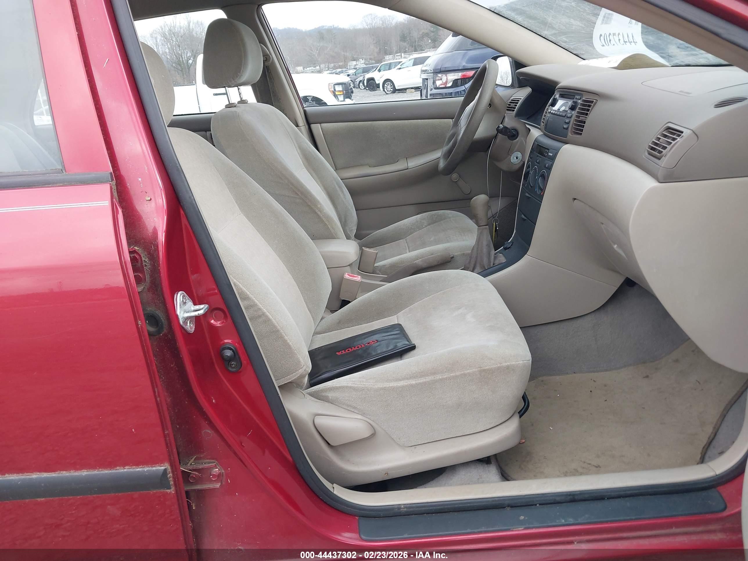 TOYOTA COROLLA image 5