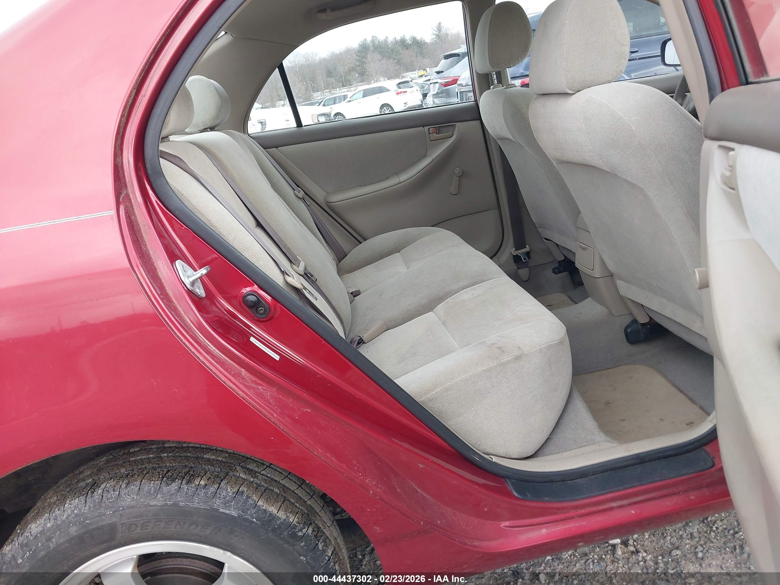 TOYOTA COROLLA image 8