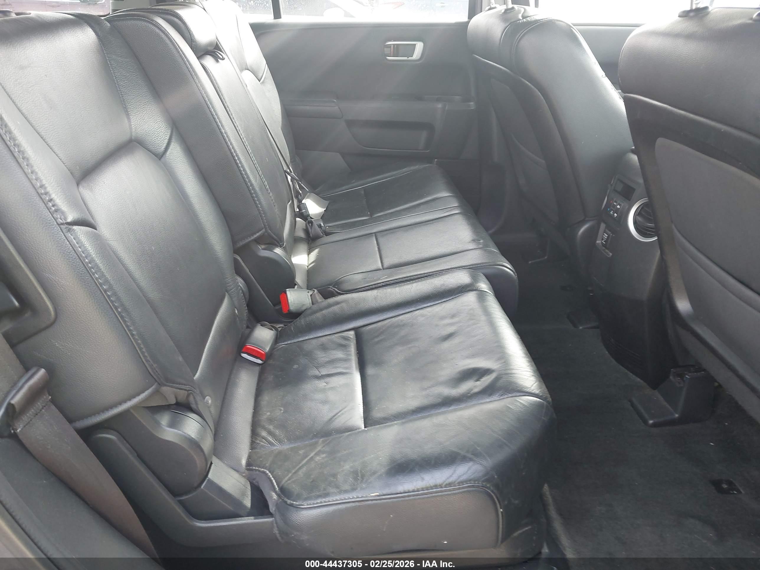 HONDA PILOT image 8