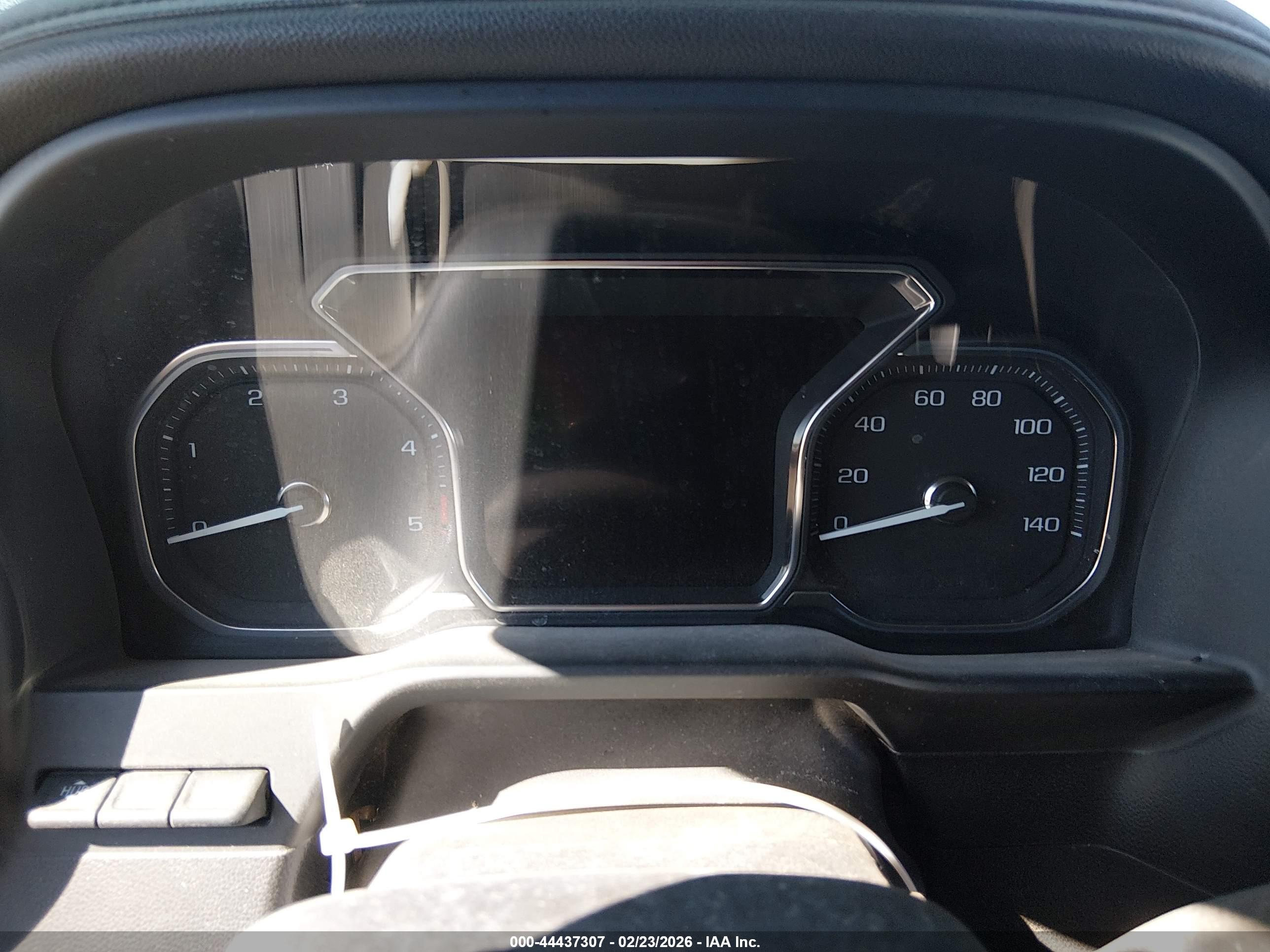 GMC SIERRA image 6