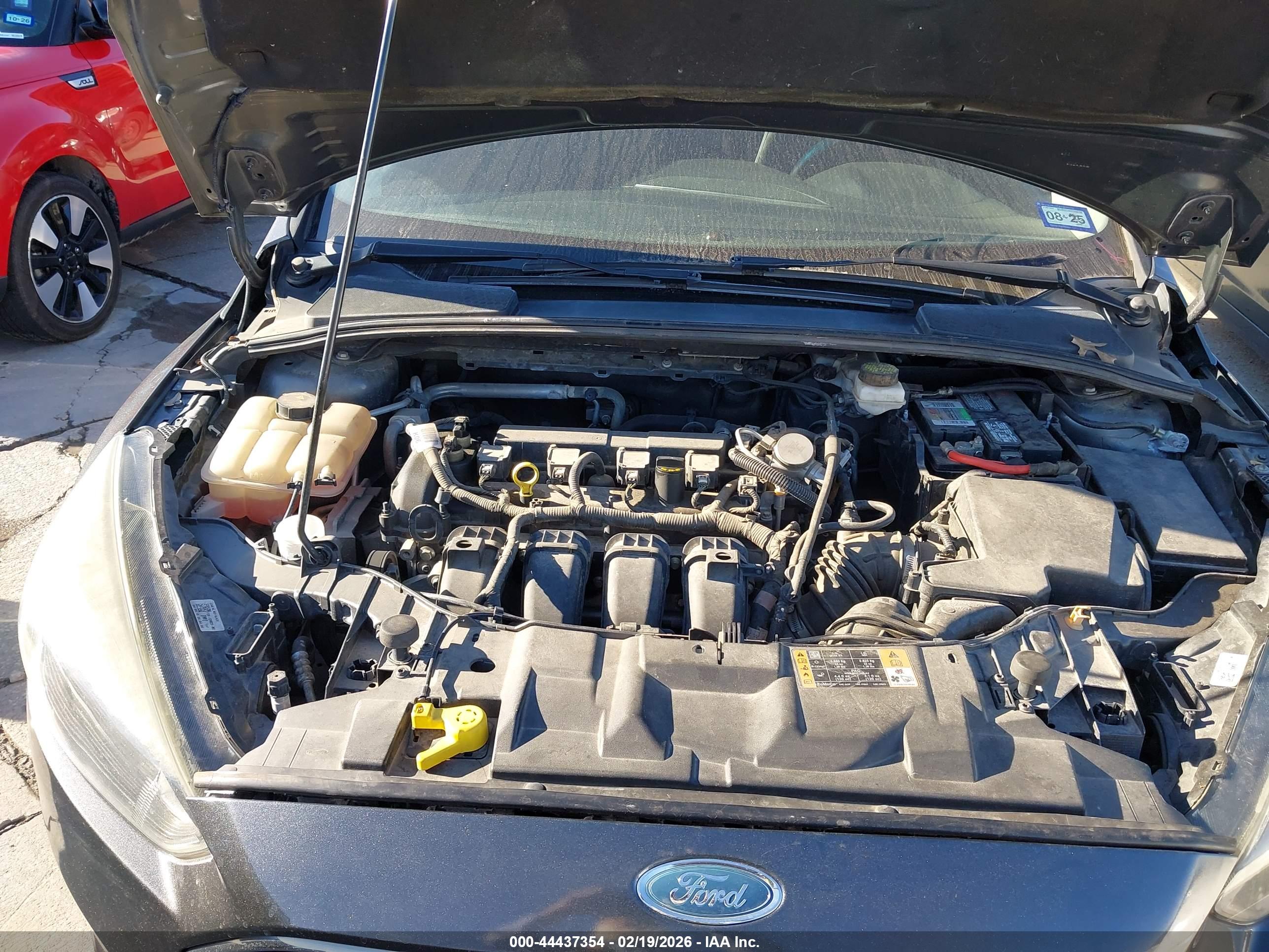 FORD FOCUS image 10