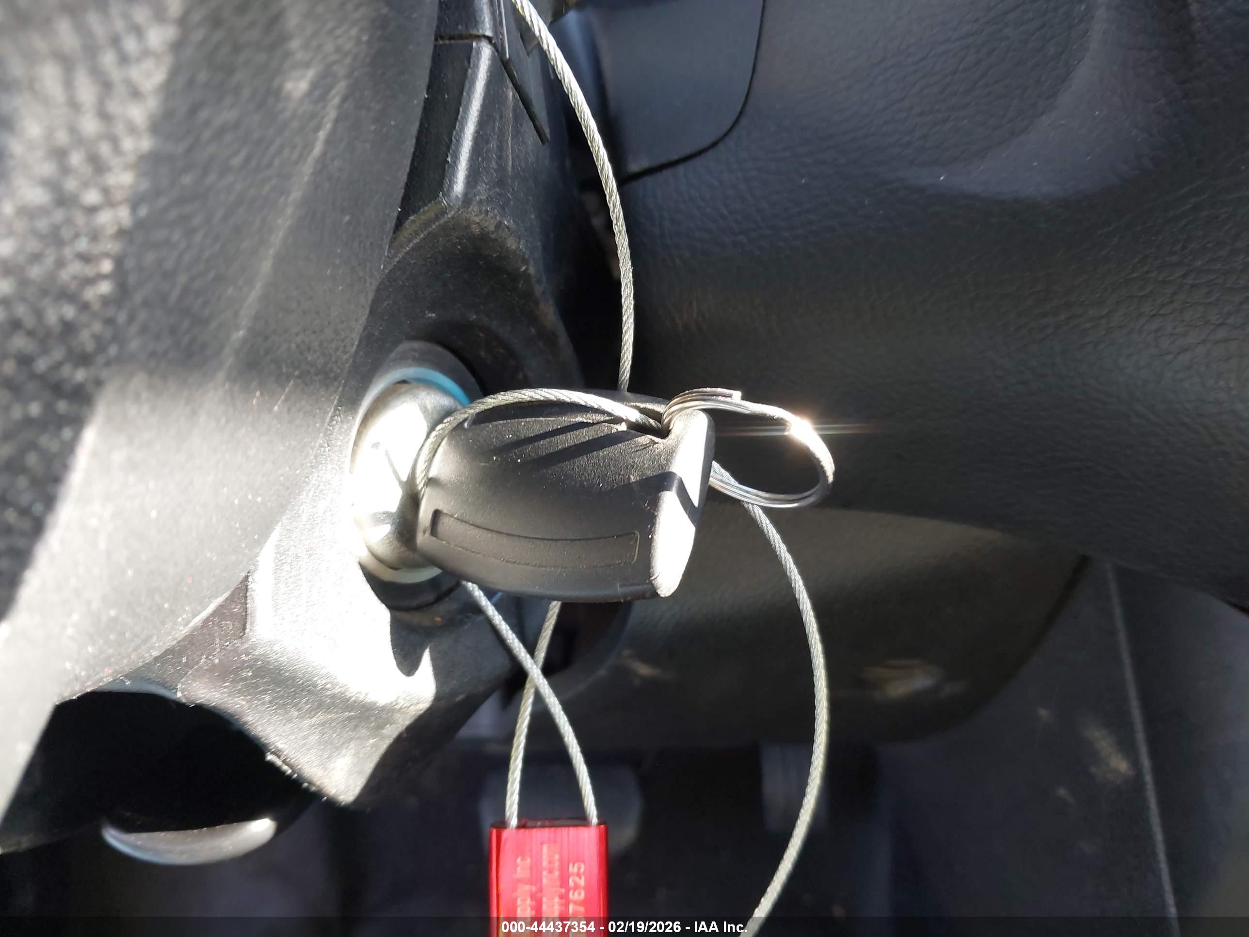 FORD FOCUS image 11