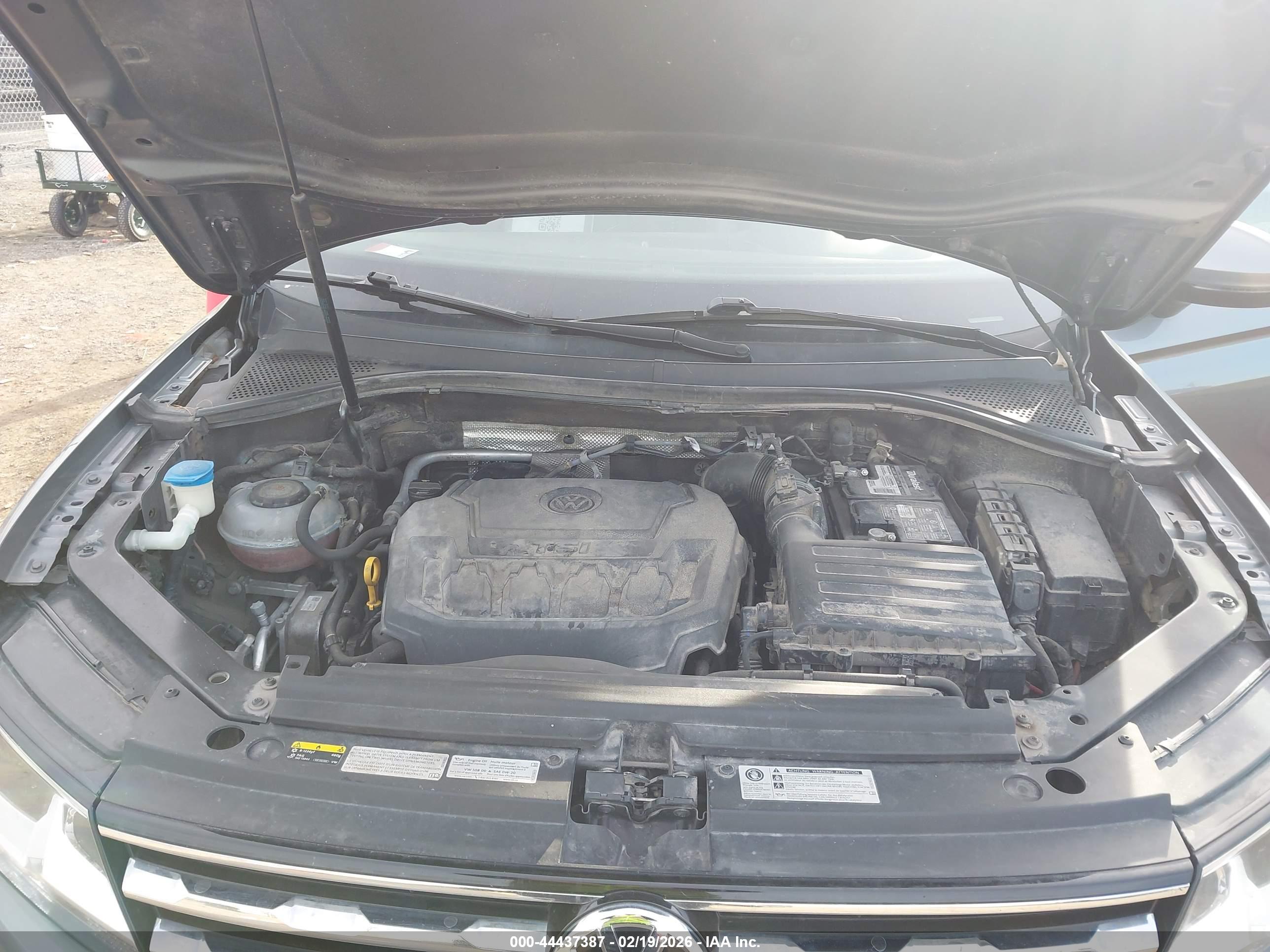VOLKSWAGEN TIGUAN image 10