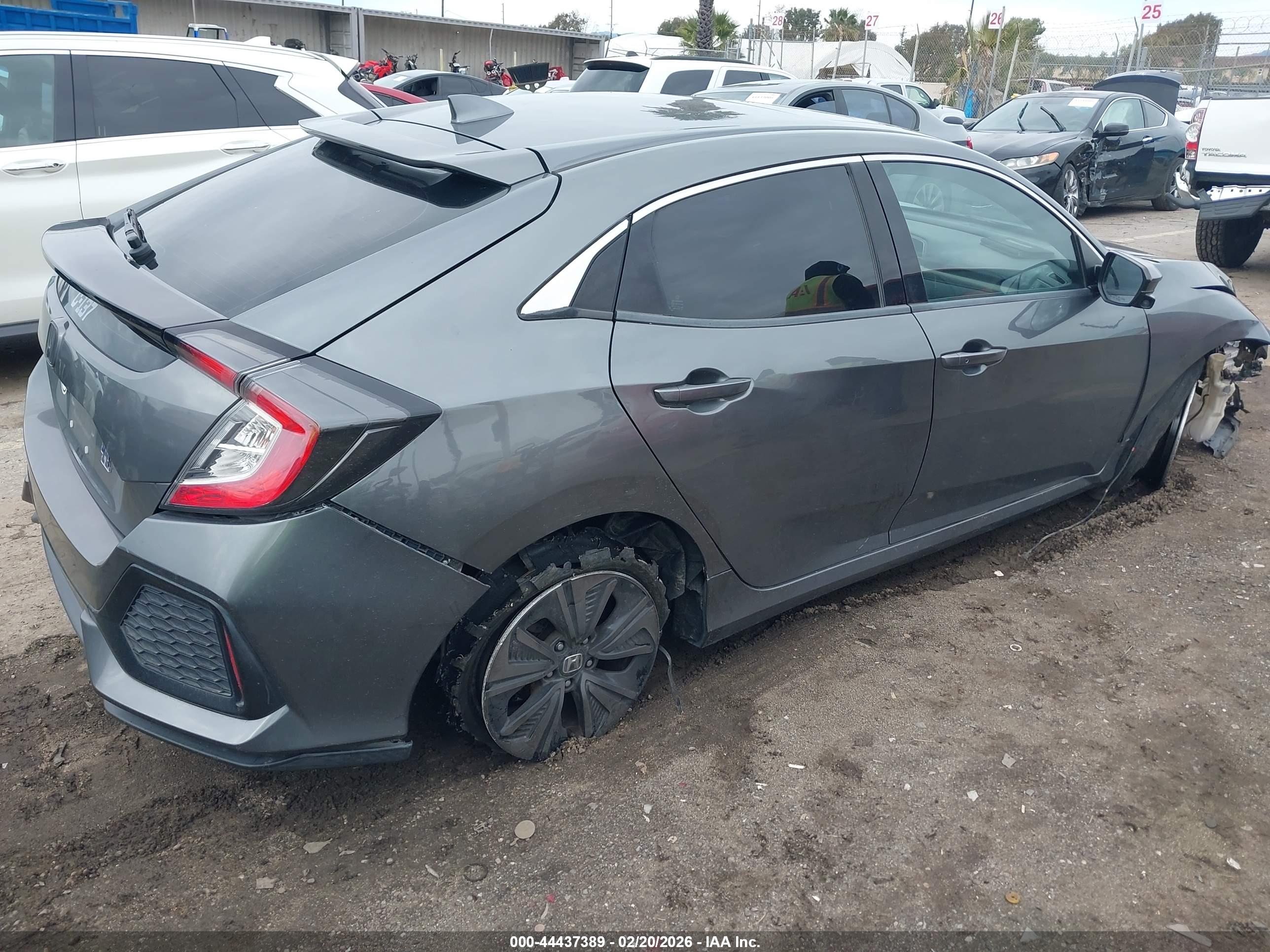 HONDA CIVIC image 4
