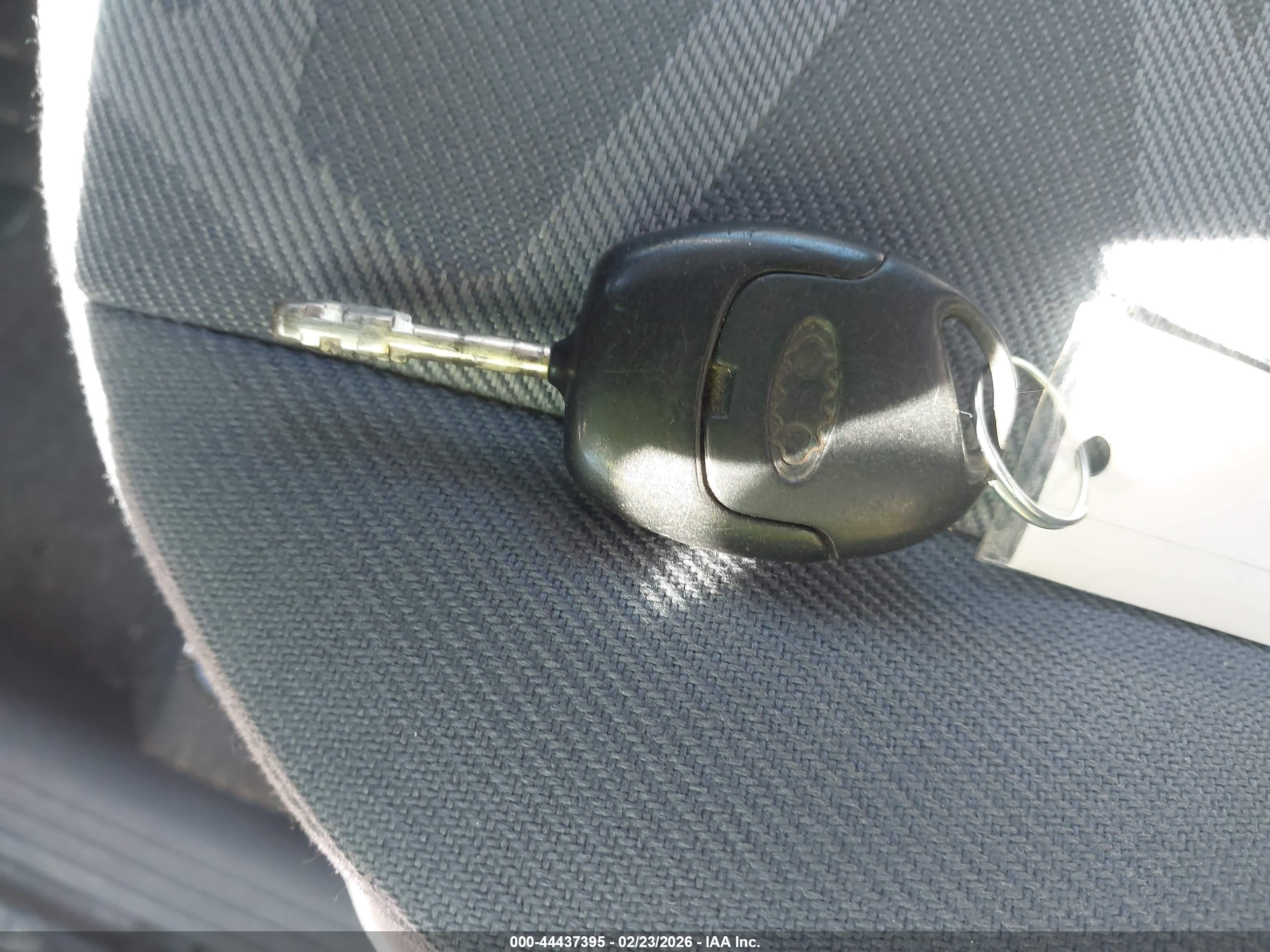 FORD TRANSIT image 11
