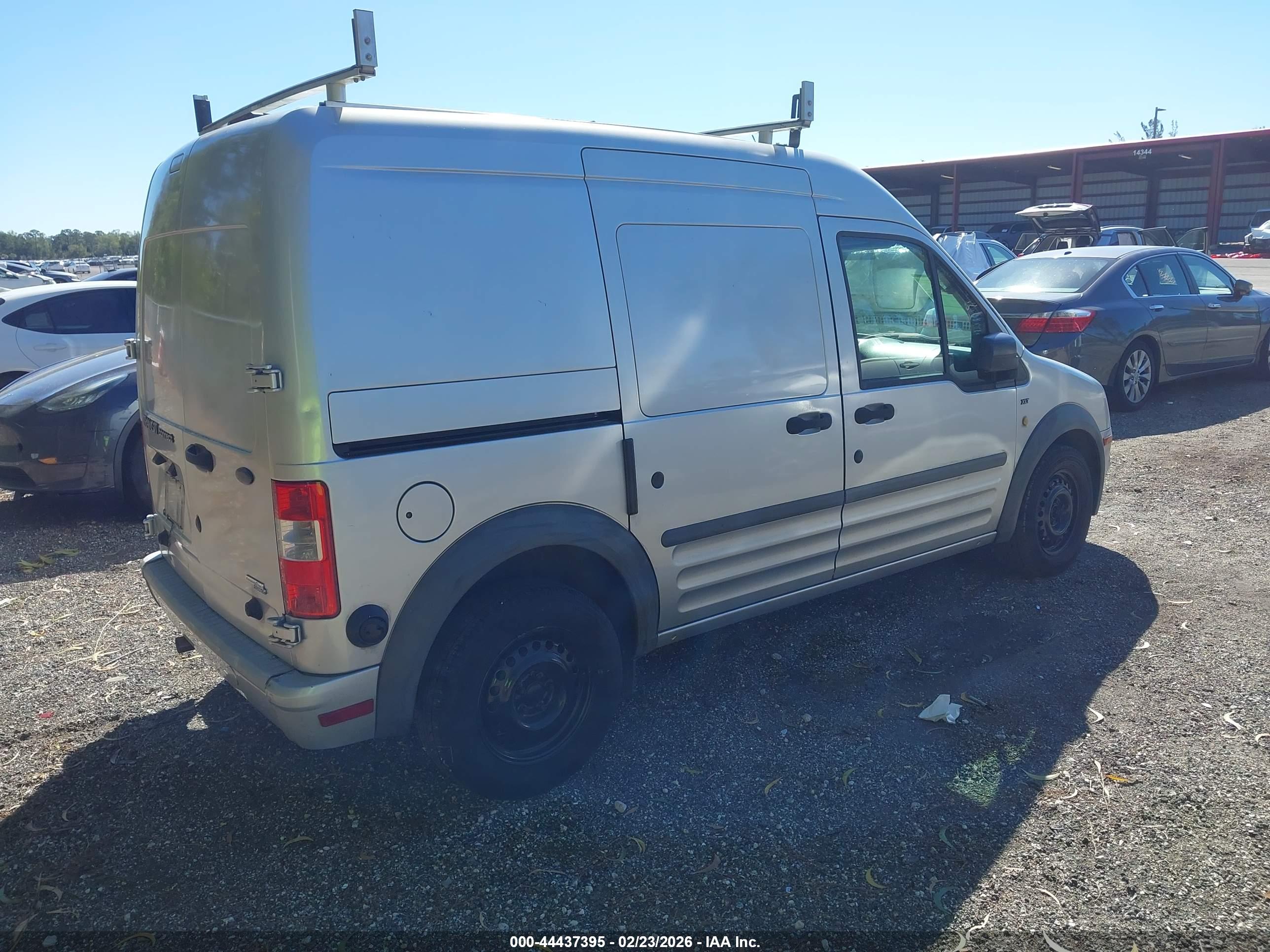 FORD TRANSIT image 4