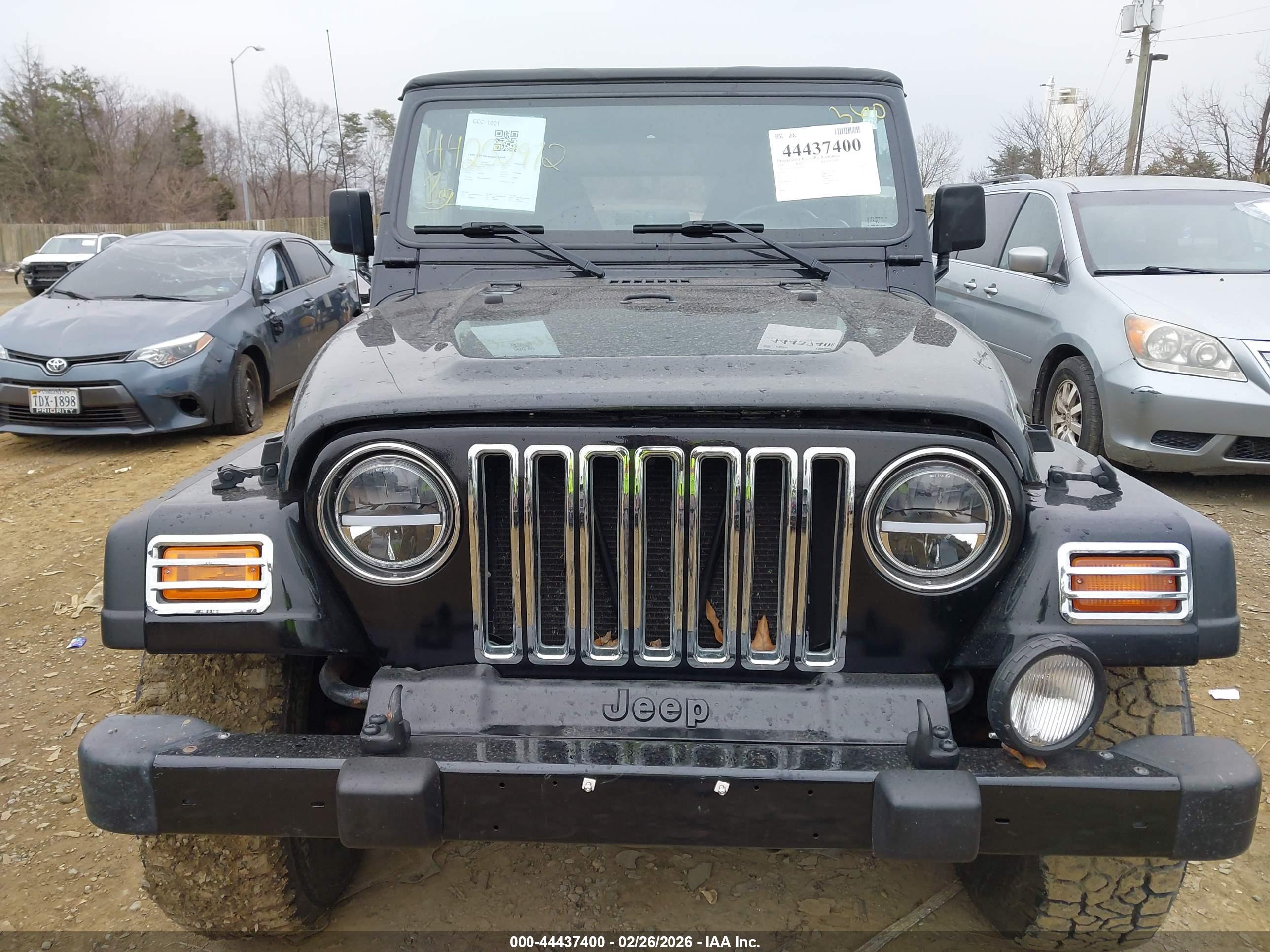 JEEP WRANGLER image 6