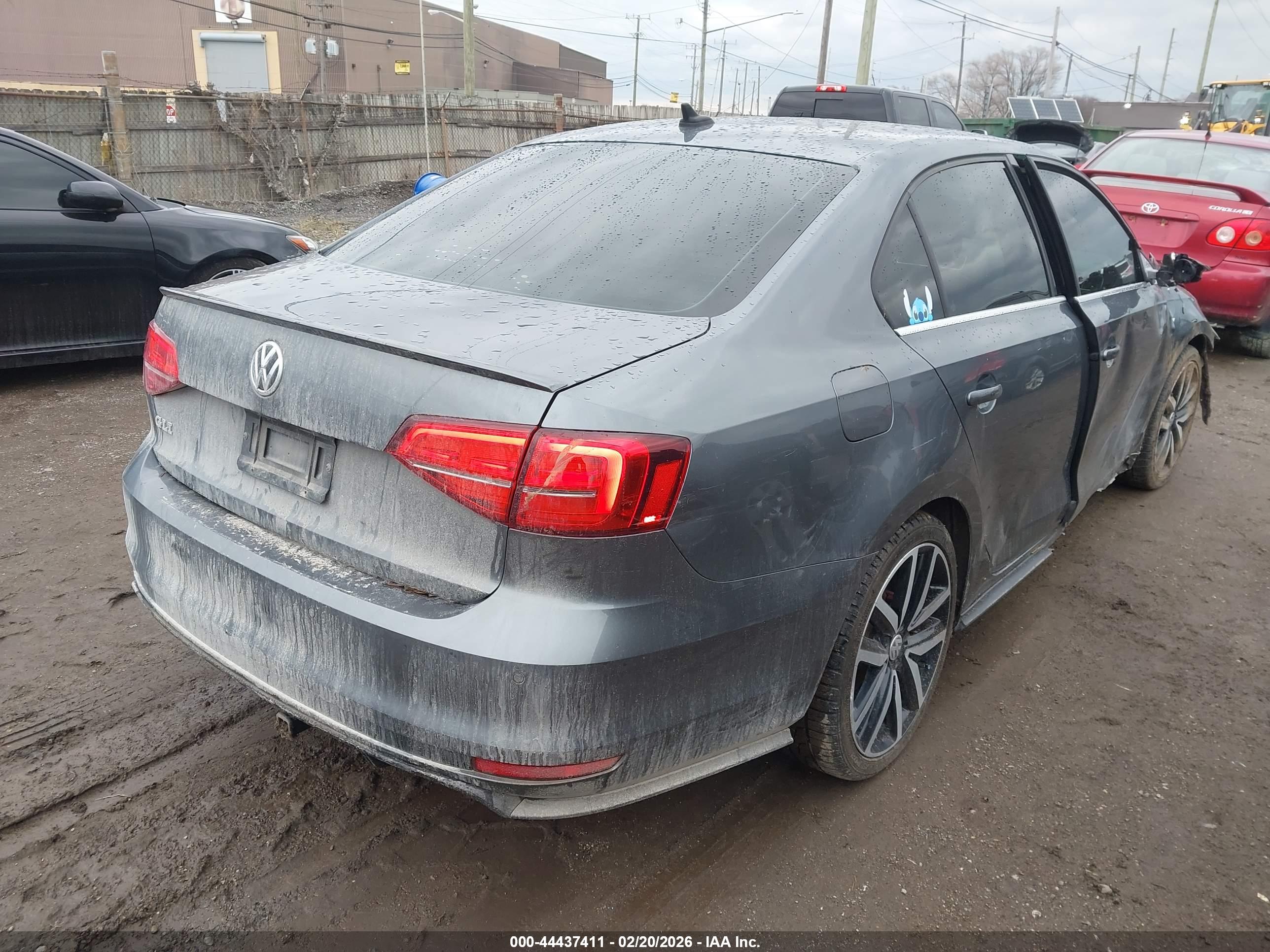 VOLKSWAGEN JETTA image 4
