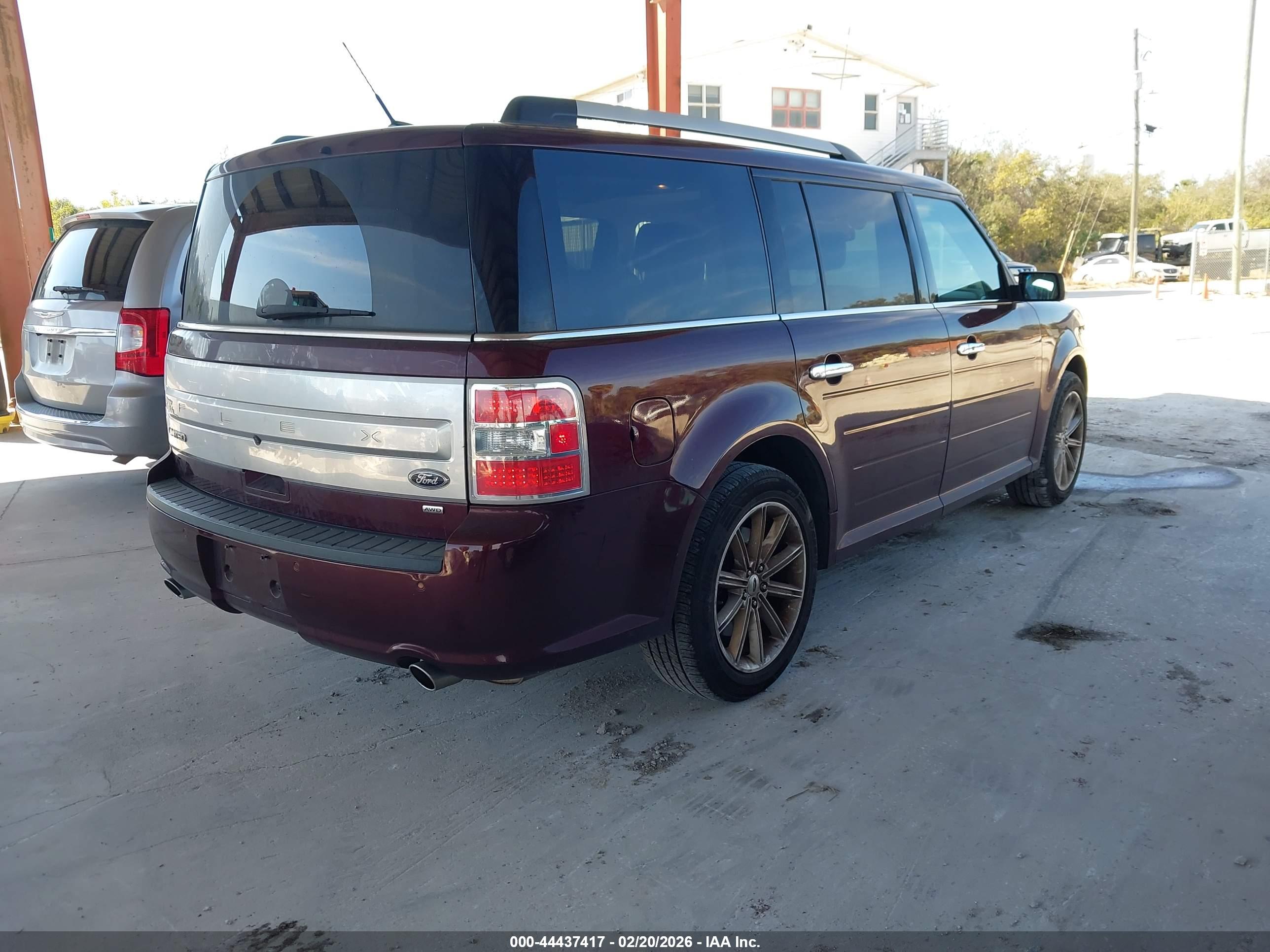FORD FLEX image 4