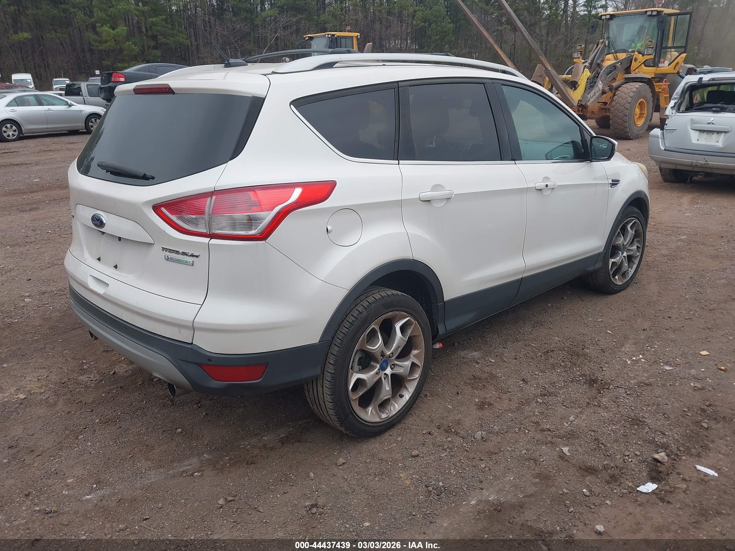 FORD ESCAPE image 4