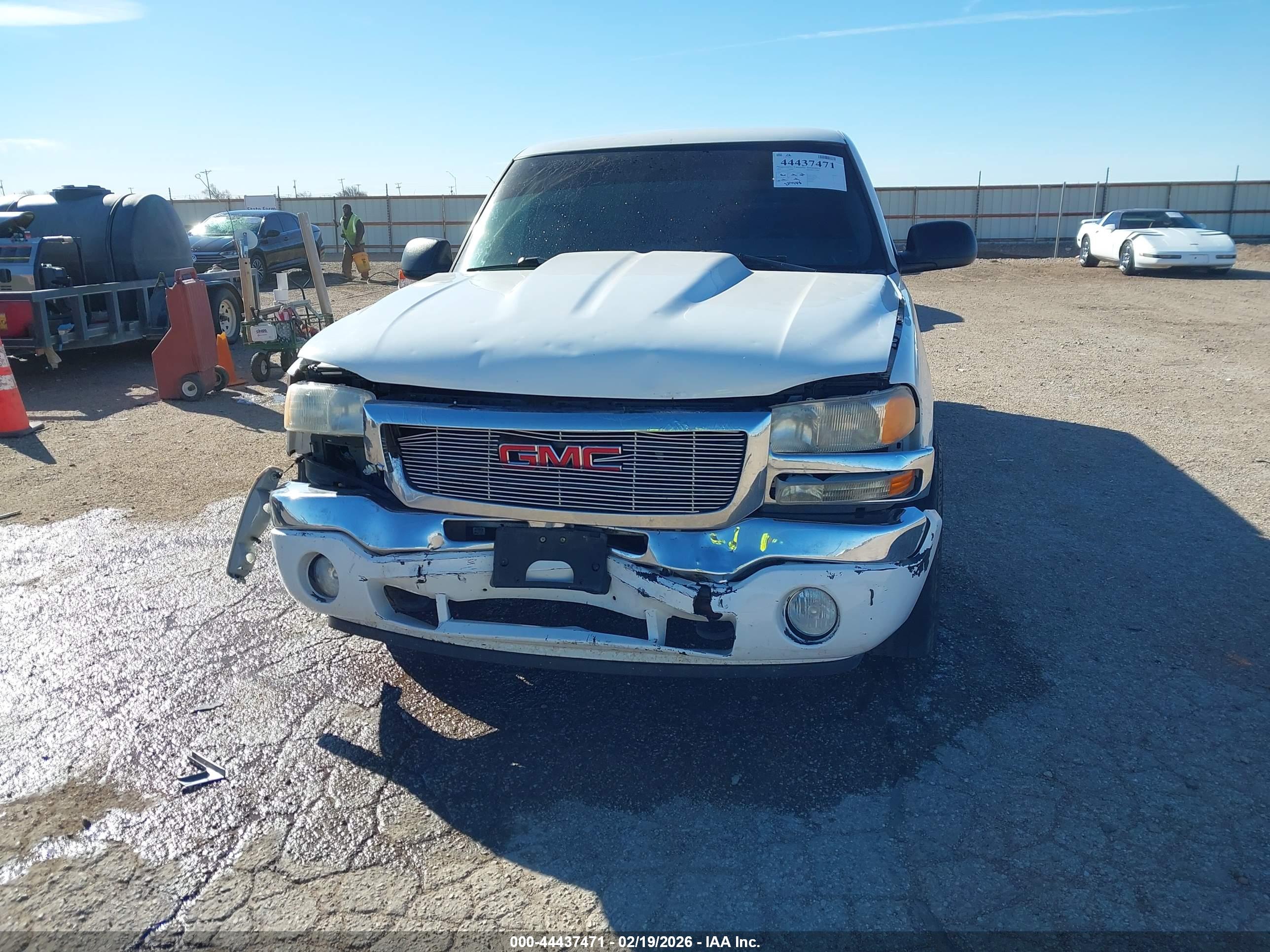 GMC SIERRA image 6