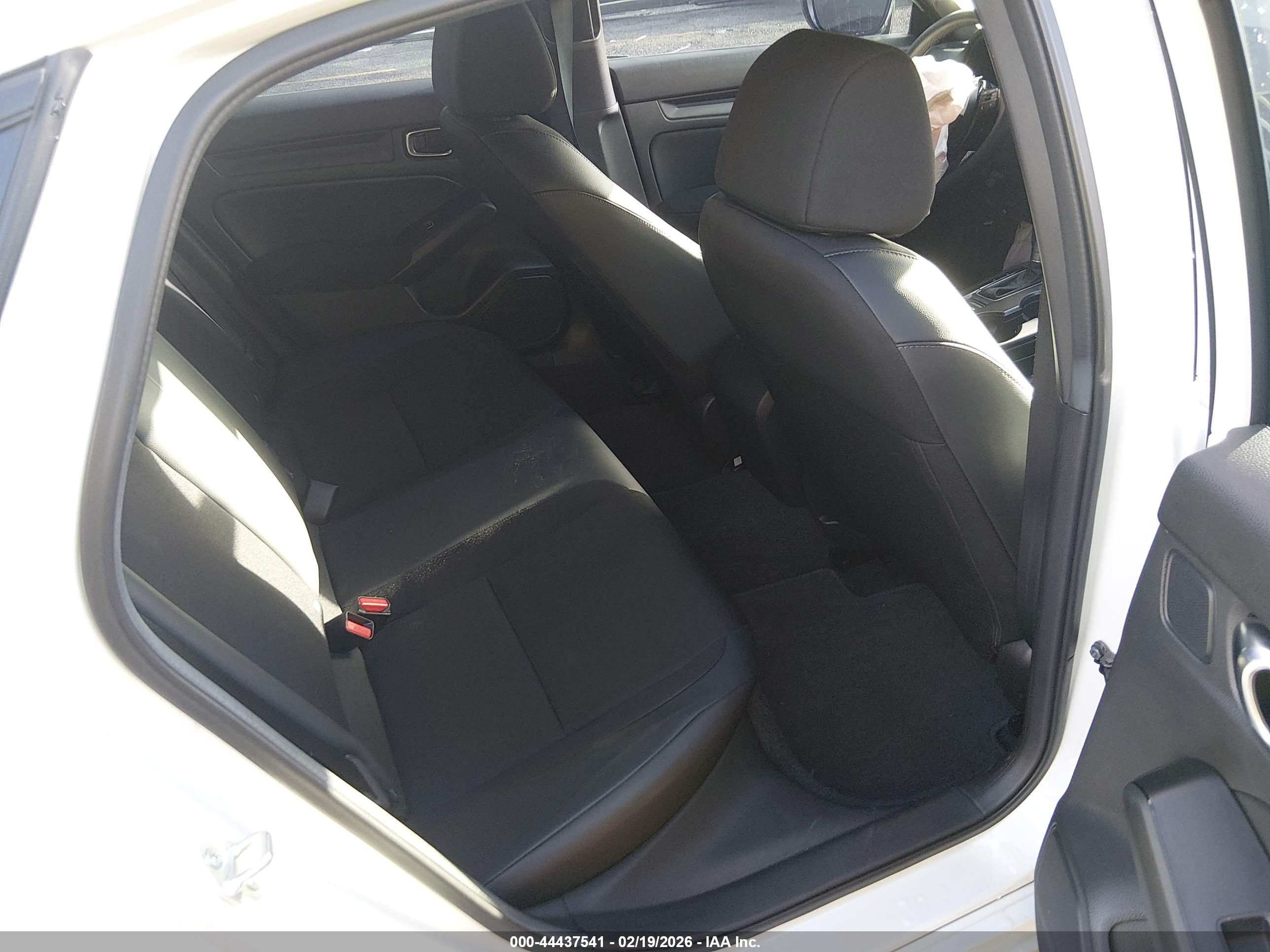 HONDA CIVIC image 8