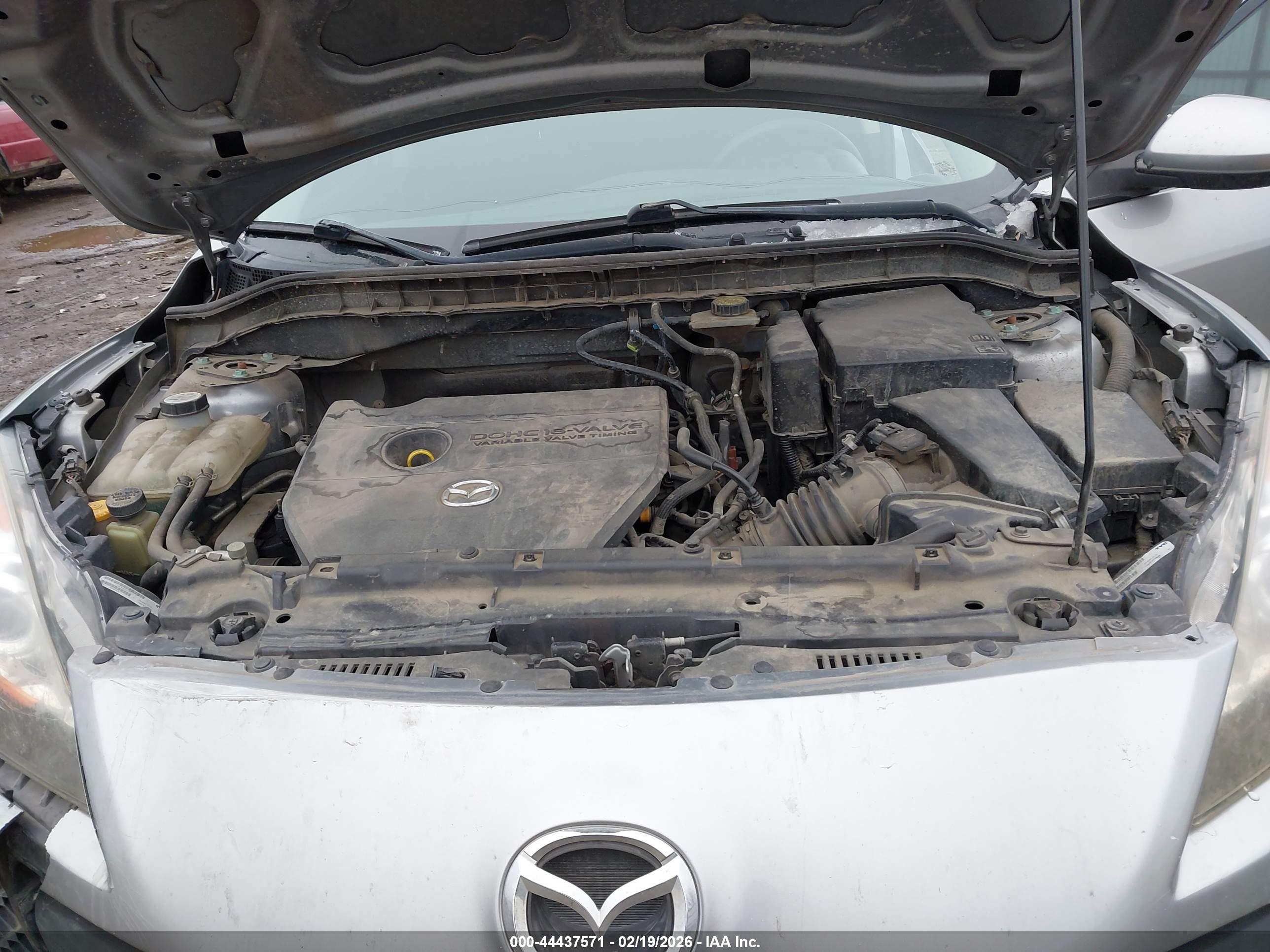 MAZDA MAZDA3 image 10