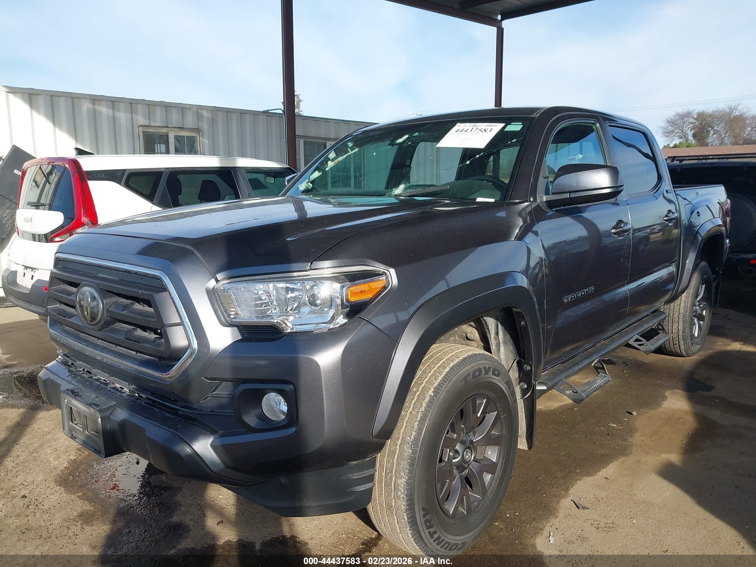 TOYOTA TACOMA image 2