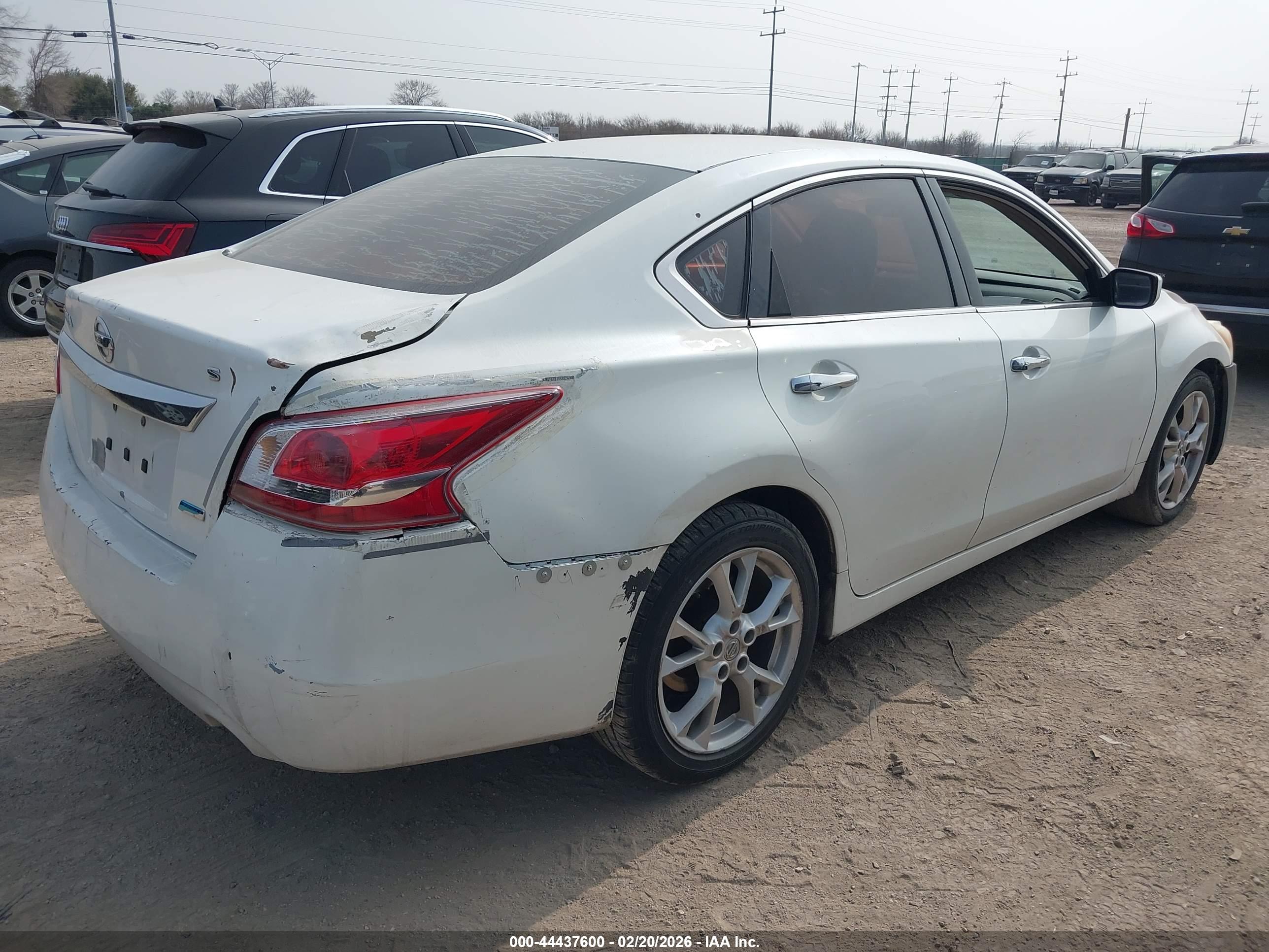 NISSAN ALTIMA image 4