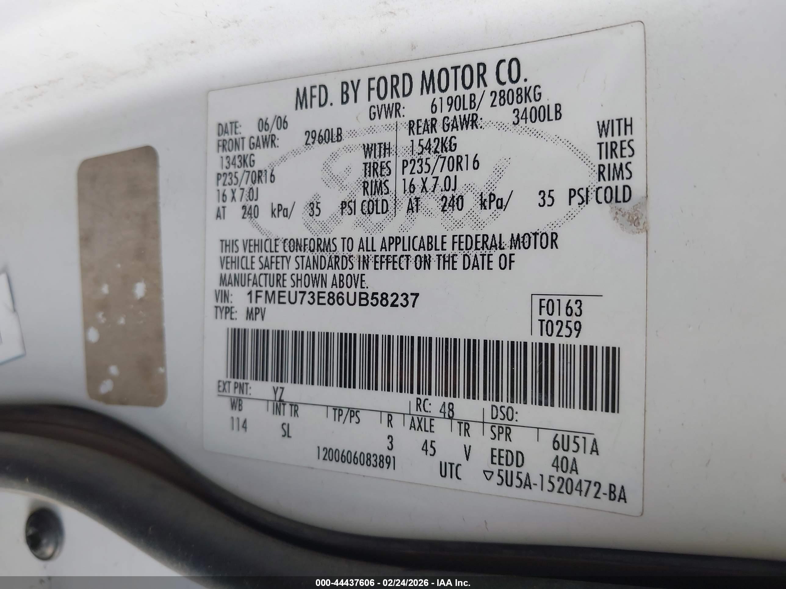 FORD EXPLORER image 9