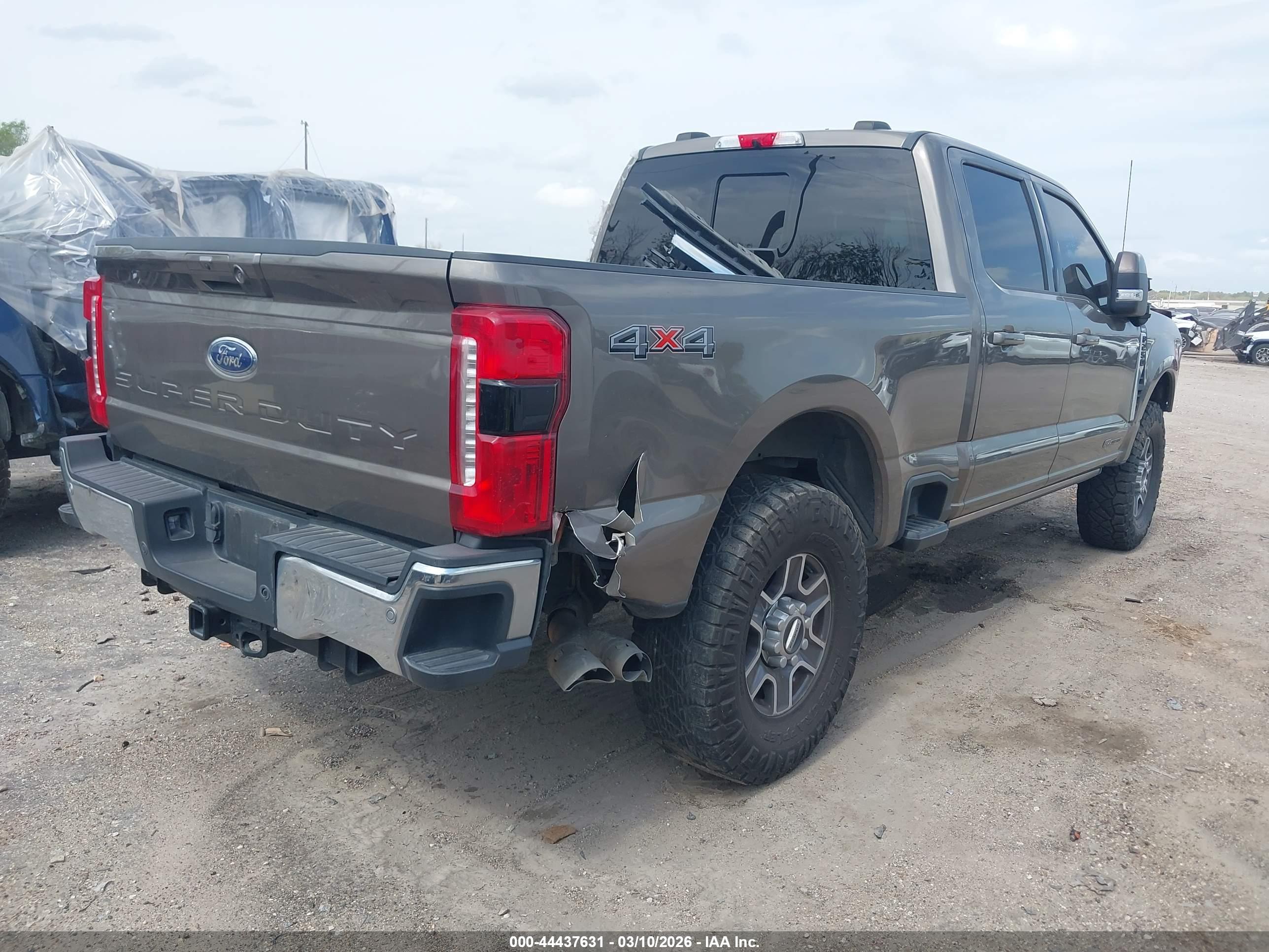 FORD F-250 image 4