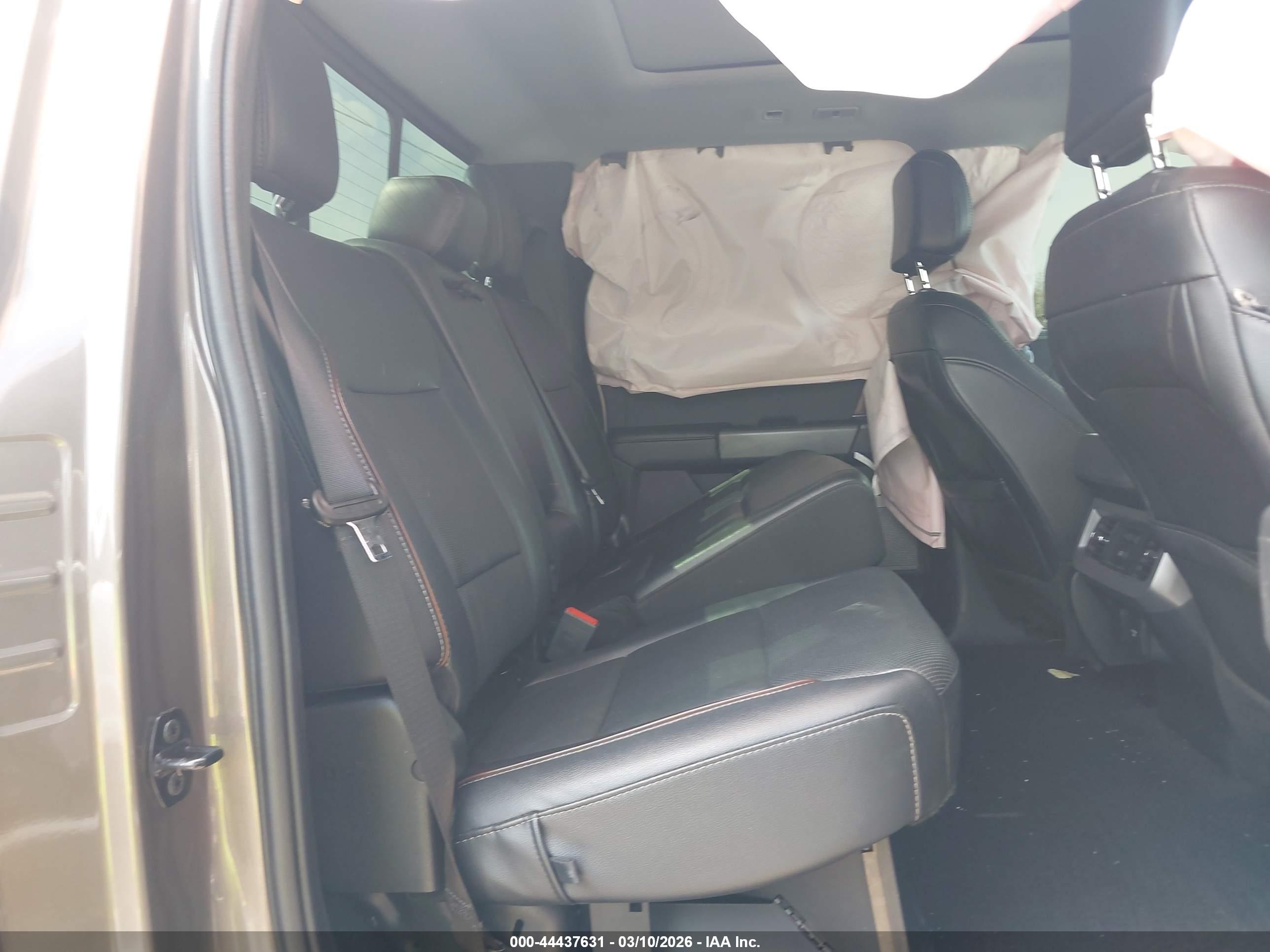 FORD F-250 image 8