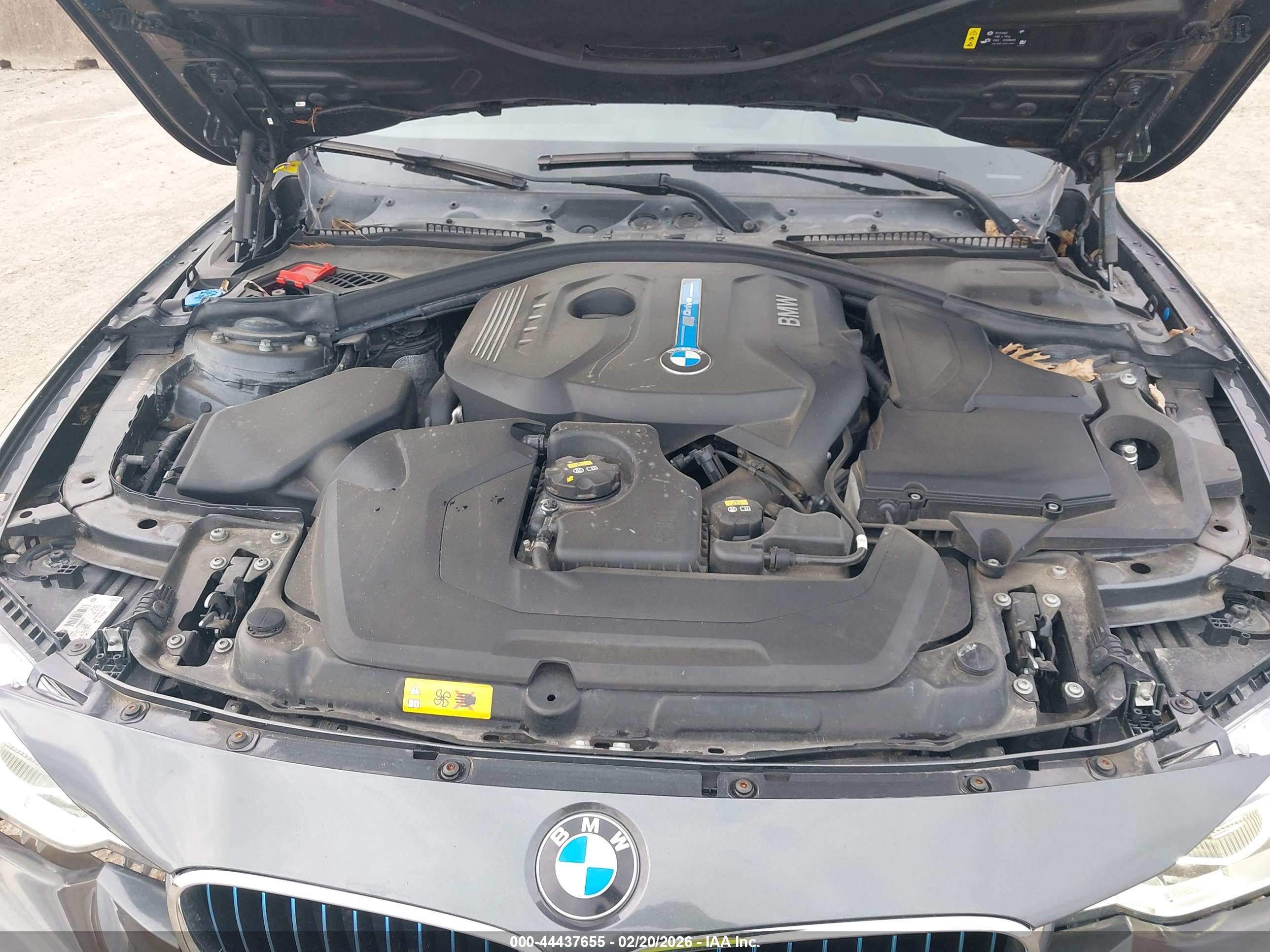 BMW 330E image 10