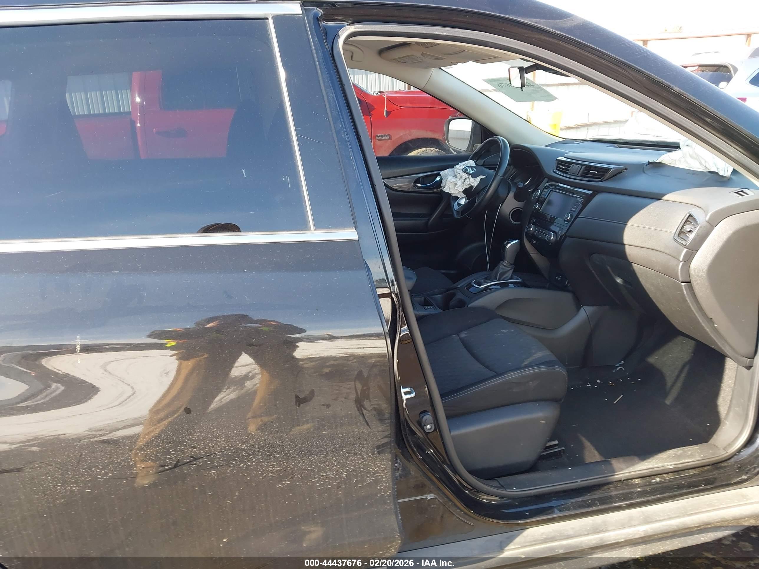 NISSAN ROGUE image 5
