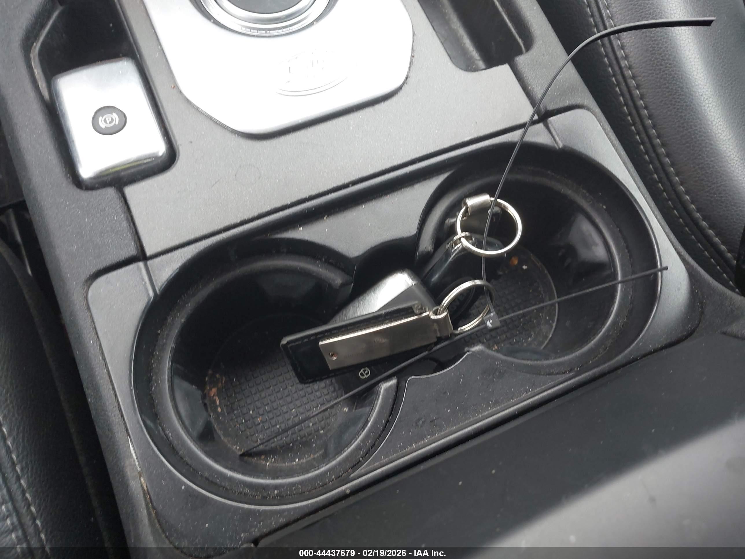 LAND ROVER image 11