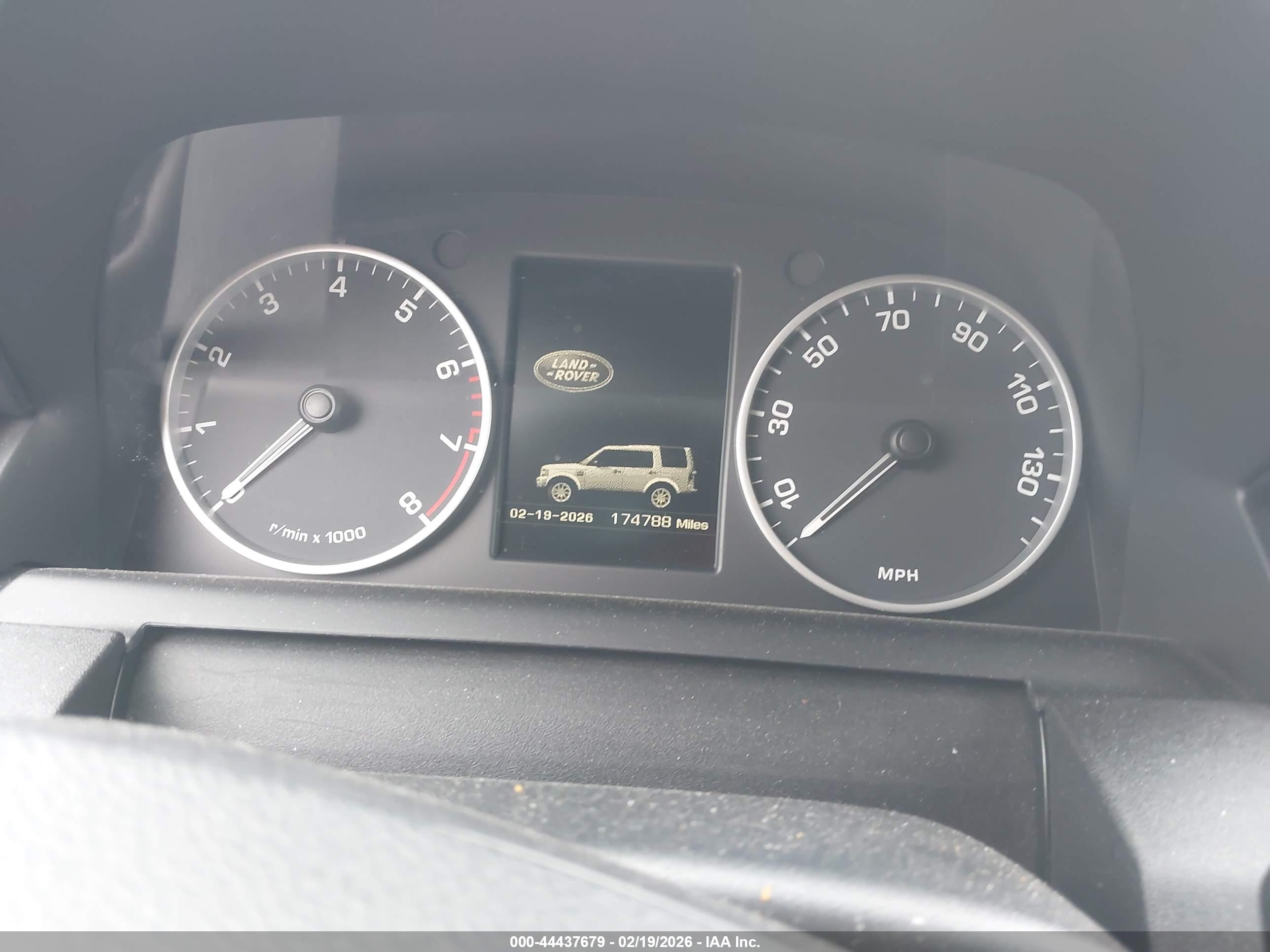 LAND ROVER image 7
