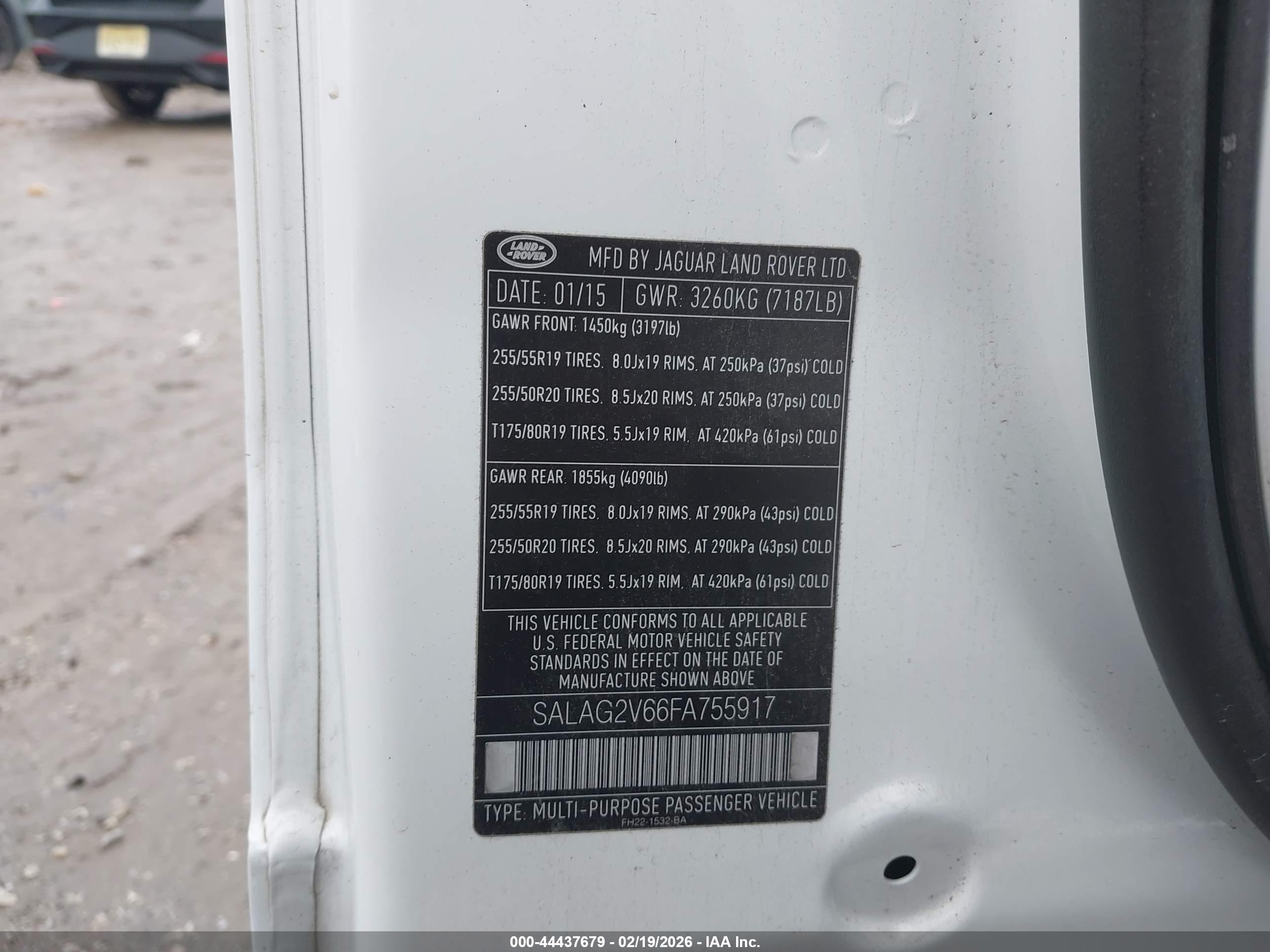LAND ROVER image 9