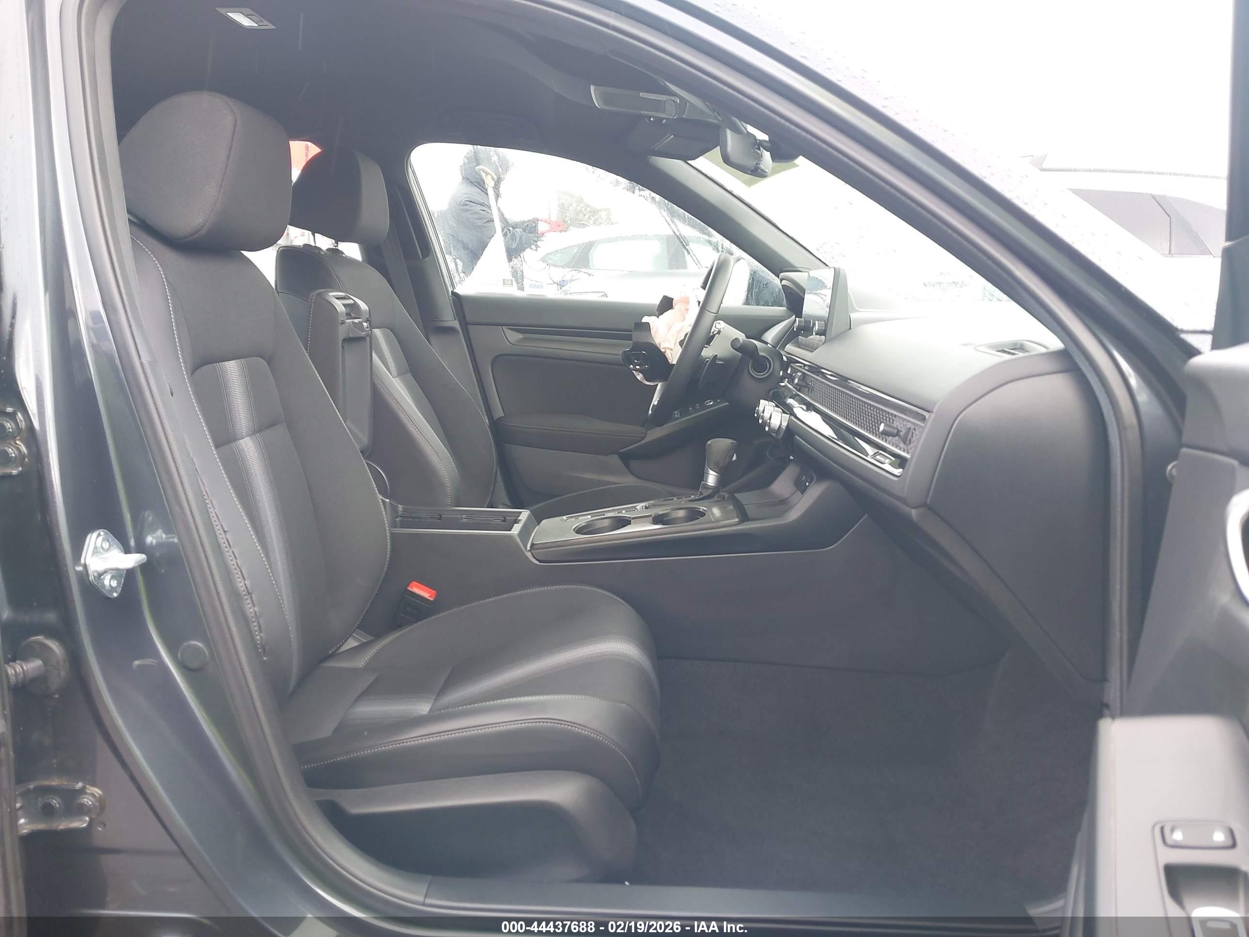 HONDA CIVIC image 5