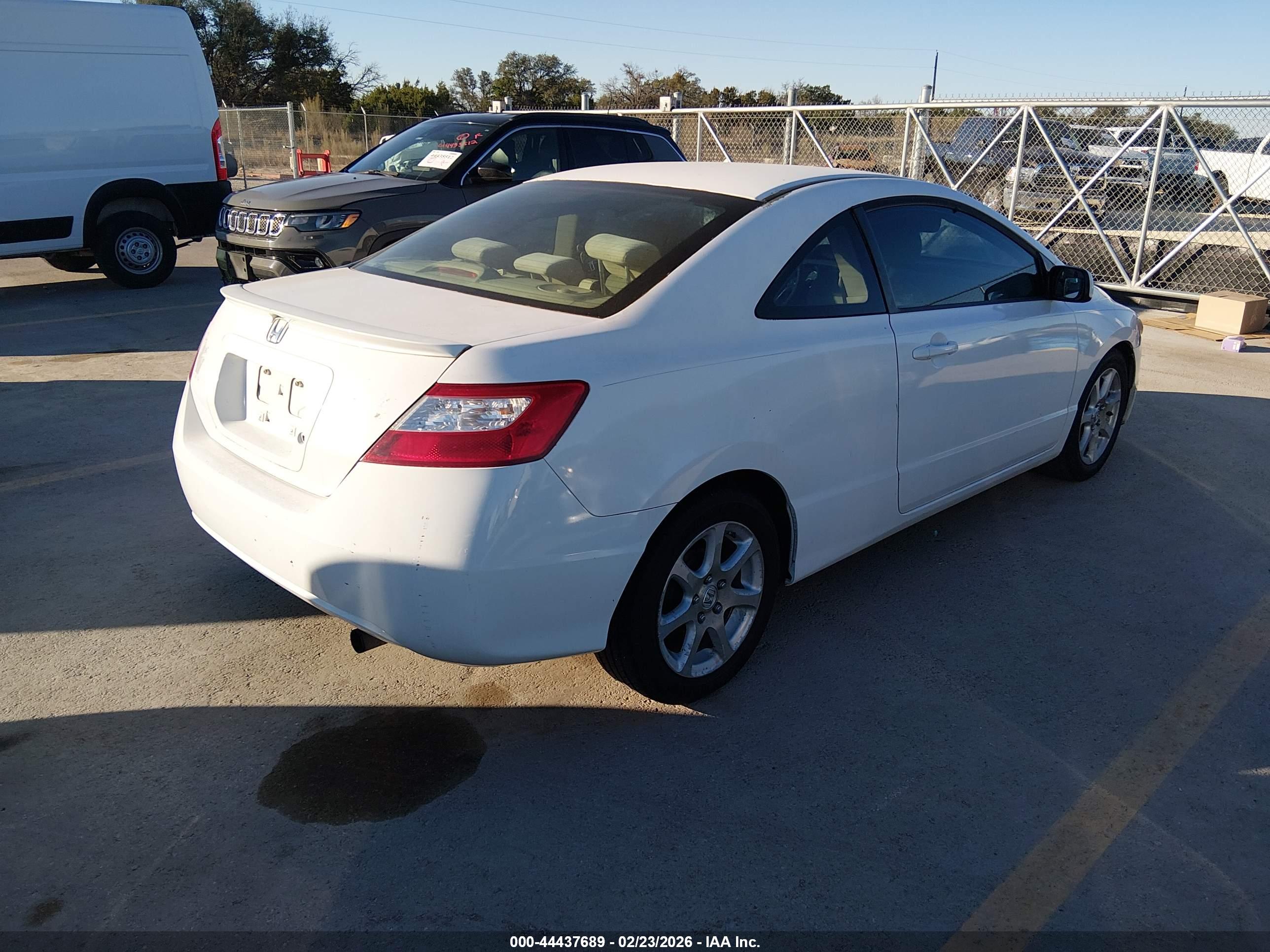HONDA CIVIC image 4