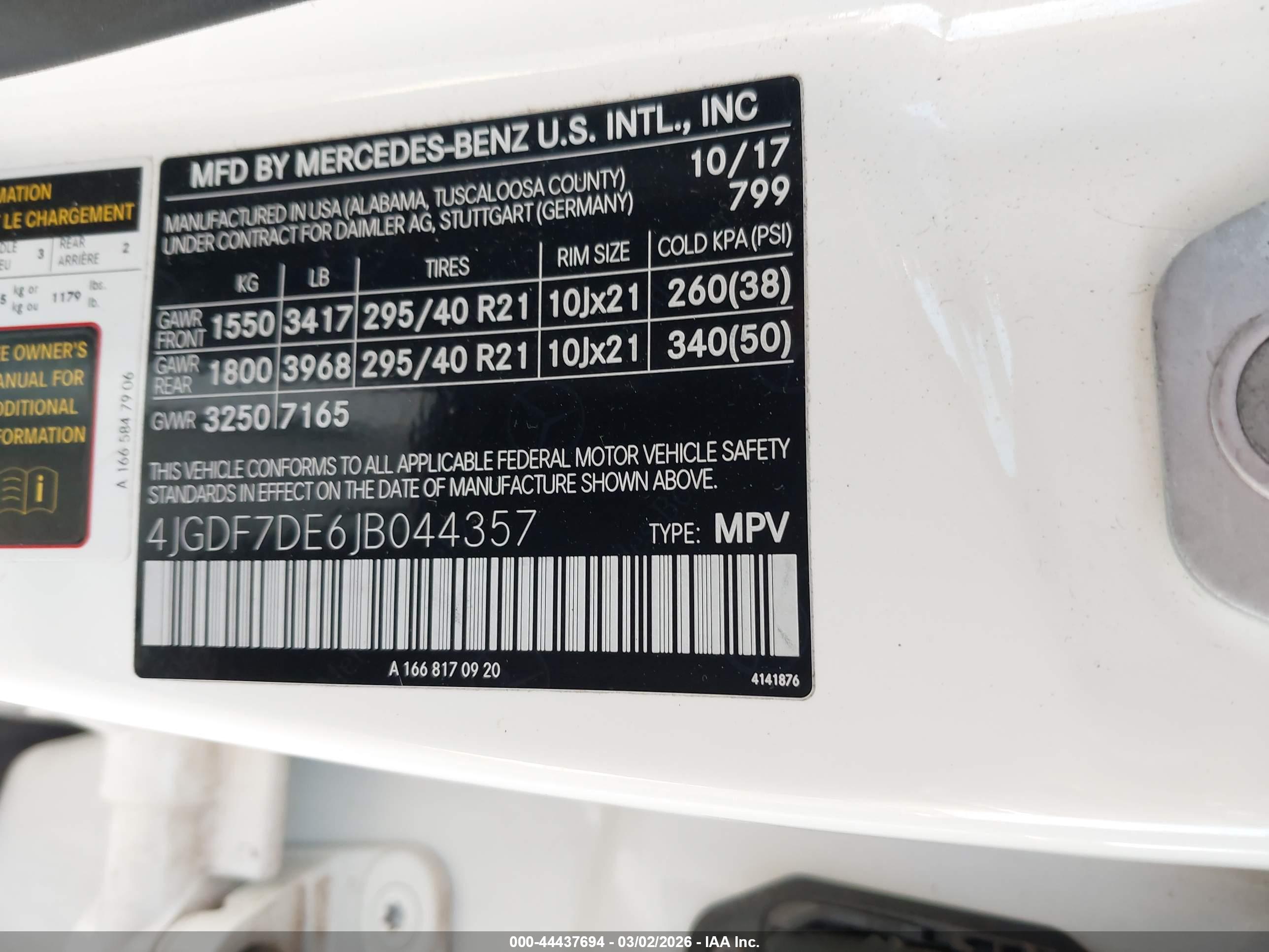 MERCEDES-BENZ GLS image 9