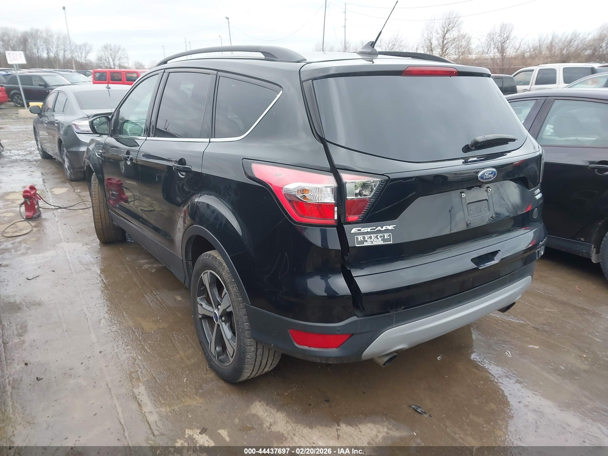 FORD ESCAPE image 3