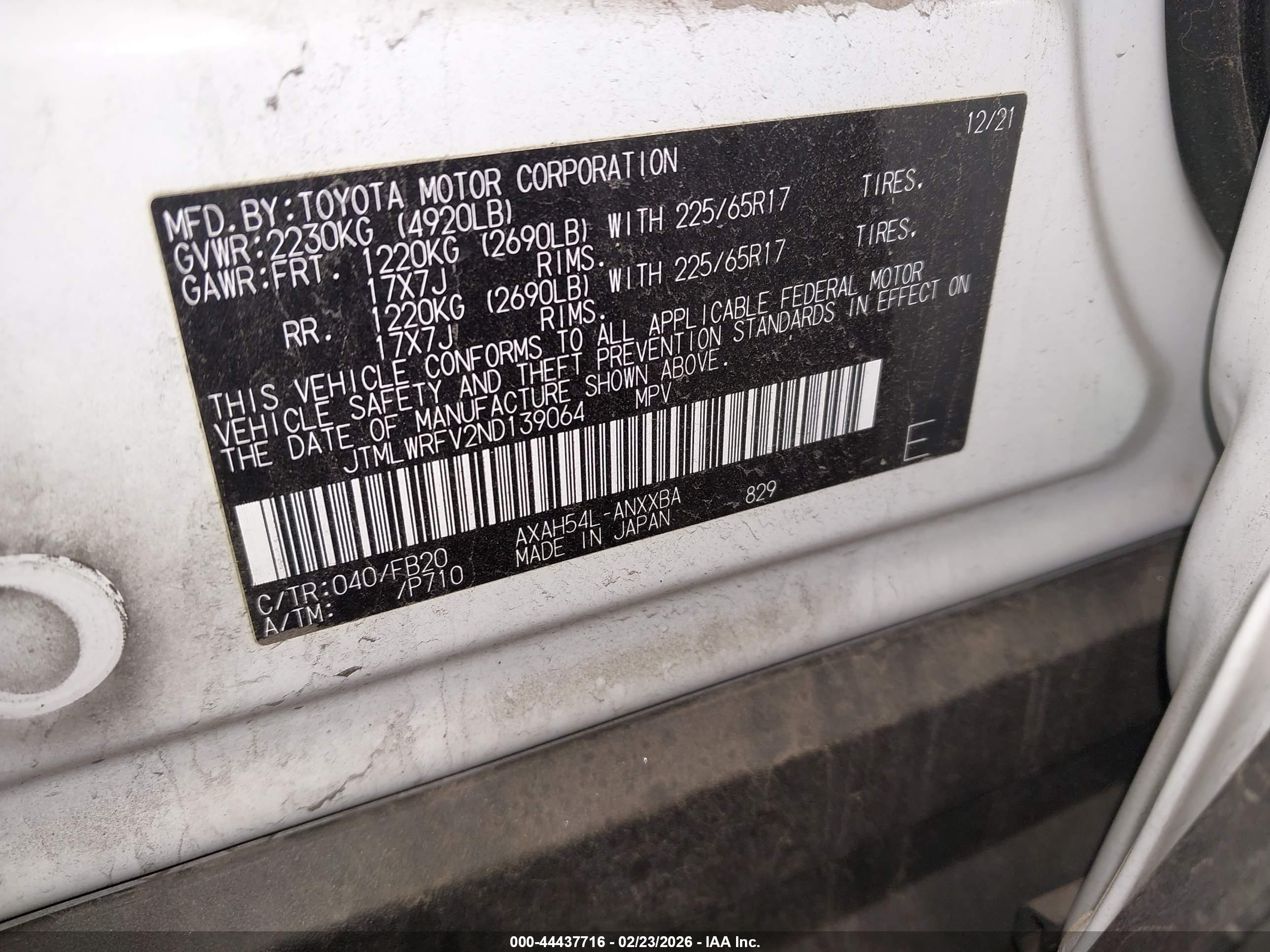 TOYOTA RAV4 image 9