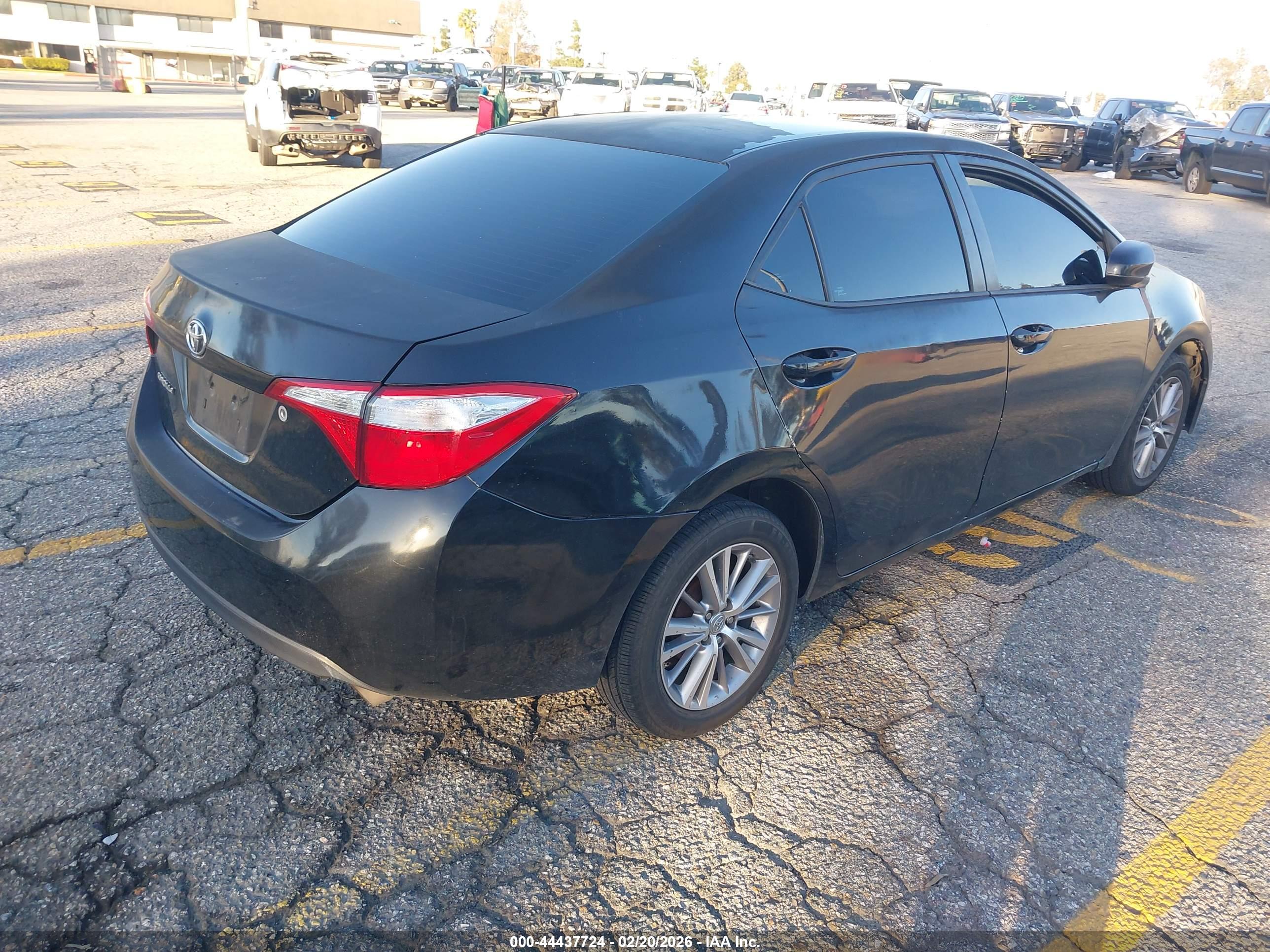 TOYOTA COROLLA image 4