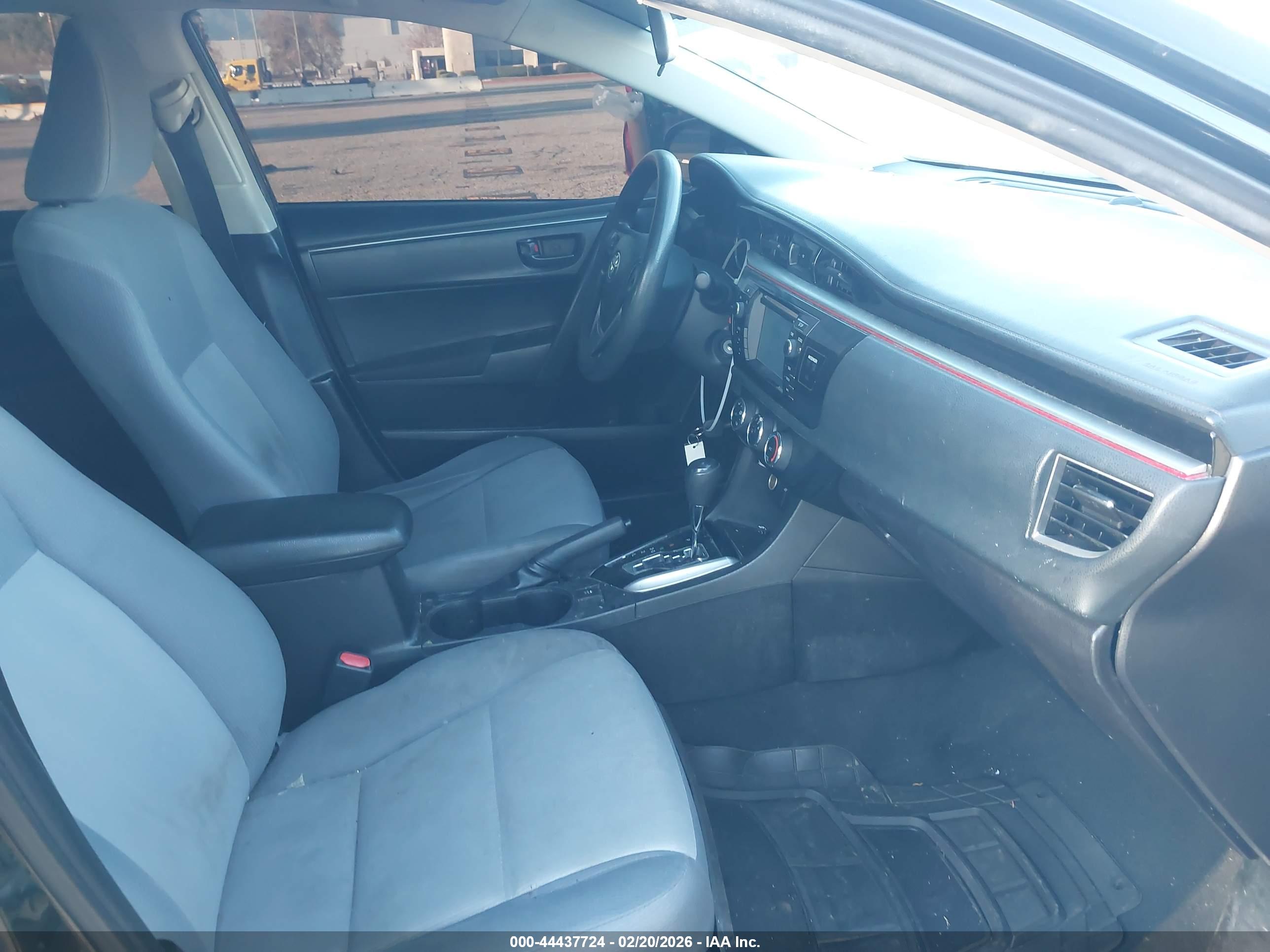 TOYOTA COROLLA image 5