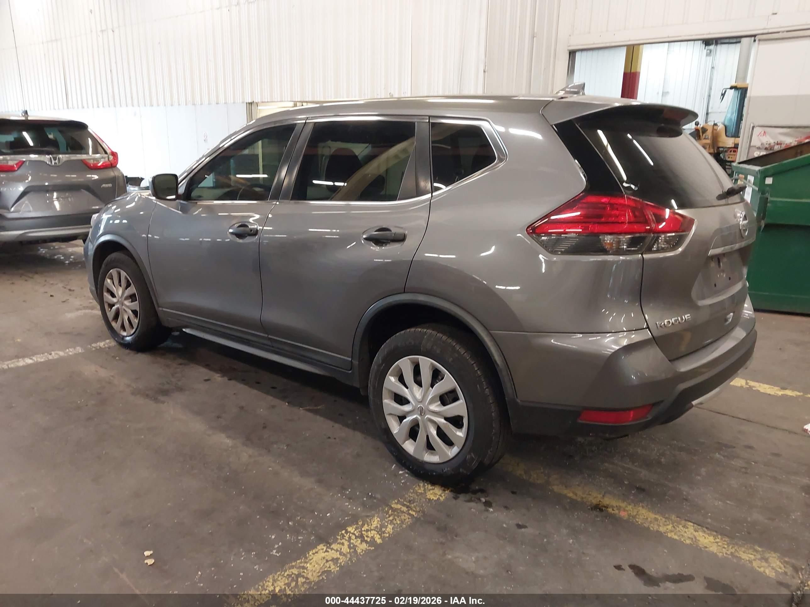 NISSAN ROGUE image 3