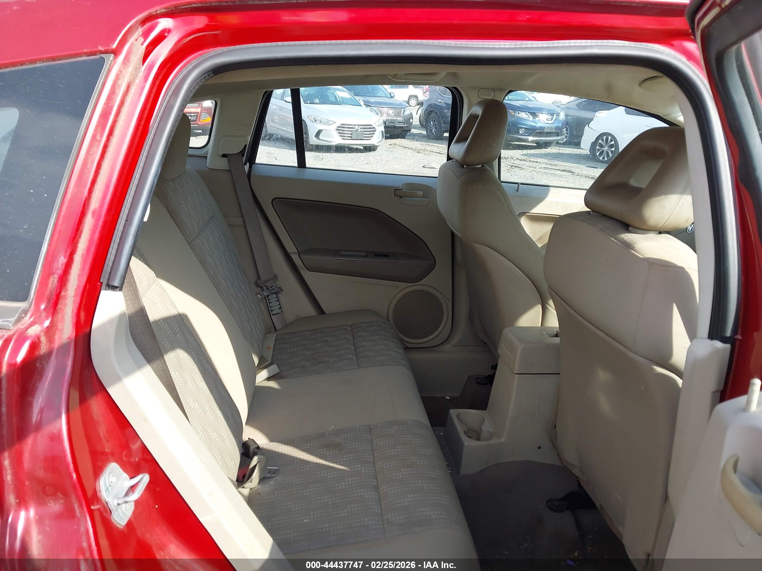 DODGE CALIBER image 8