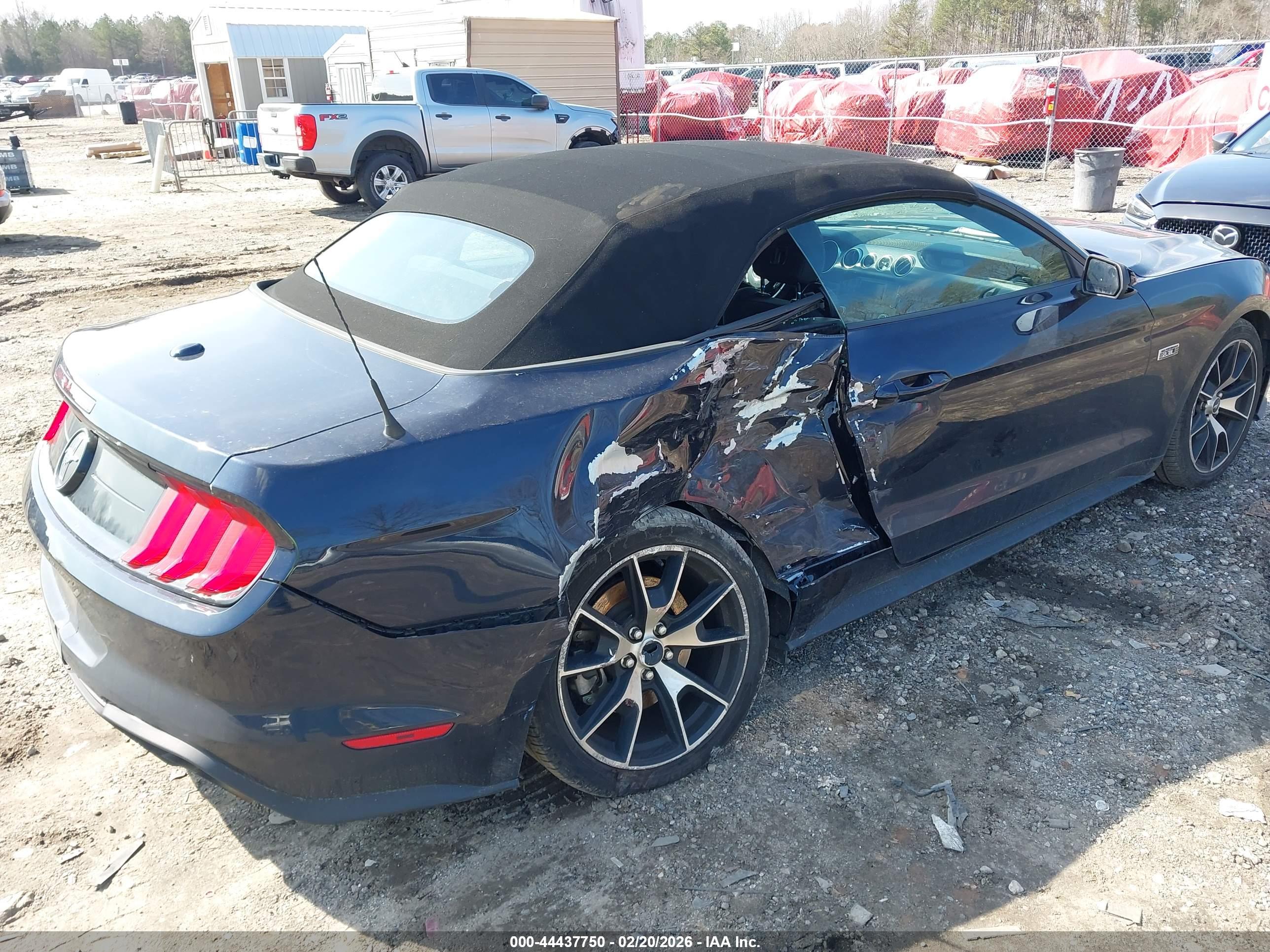 FORD MUSTANG image 6